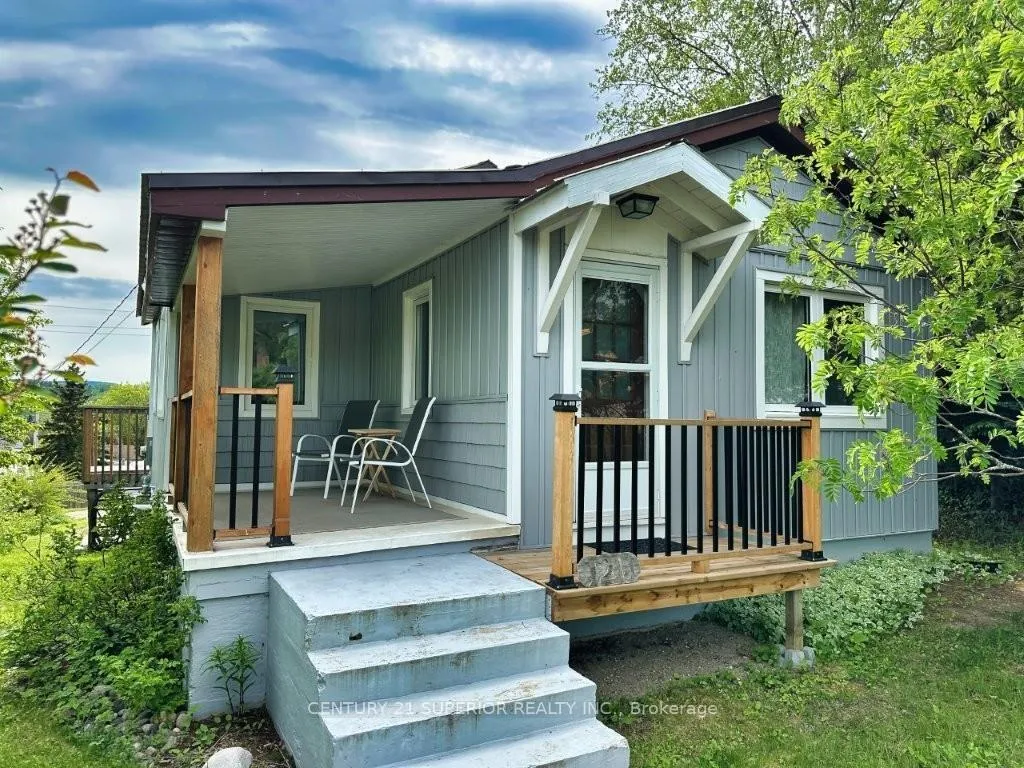 Photo 3 of 120 7th Street, Greenstone — HOMEH