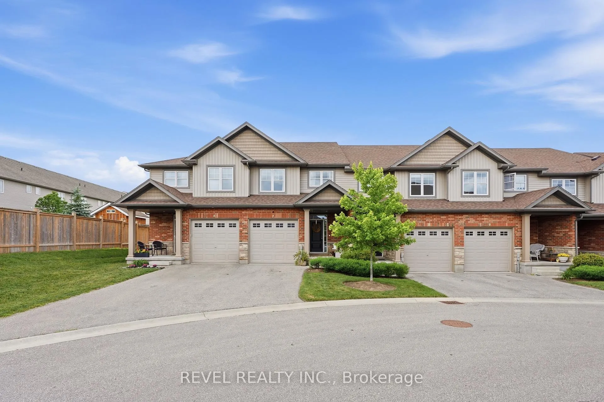 Photo 1 of Unit 7, 22 Marshall Drive, Guelph, Grange Road — HOMEH
