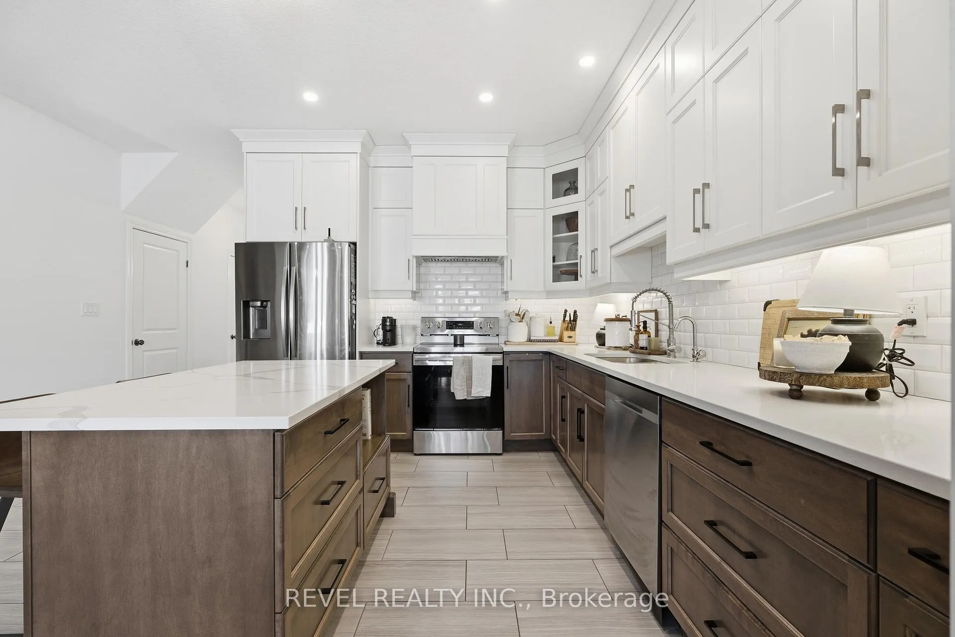 Photo 8 of Unit 7, 22 Marshall Drive, Guelph, Grange Road — HOMEH