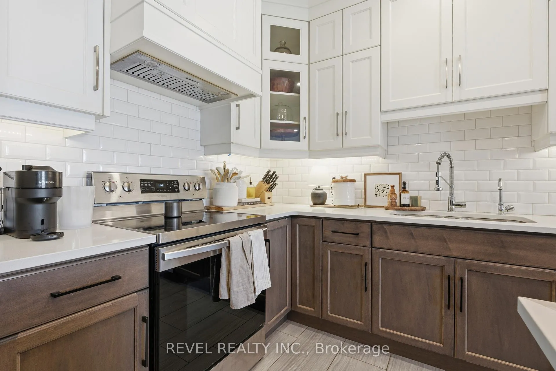 Photo 9 of Unit 7, 22 Marshall Drive, Guelph, Grange Road — HOMEH