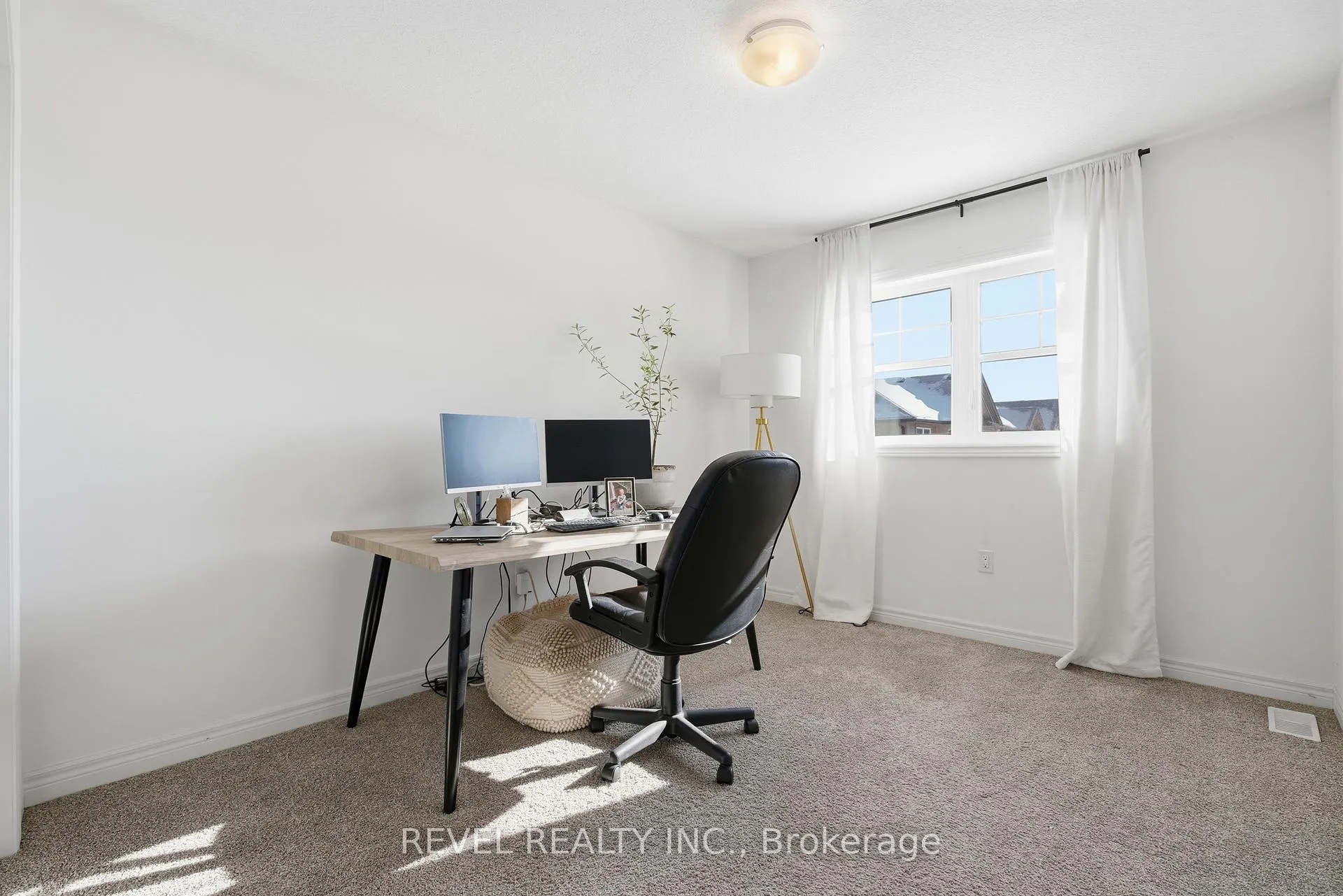 Photo 13 of Unit 7, 22 Marshall Drive, Guelph, Grange Road — HOMEH