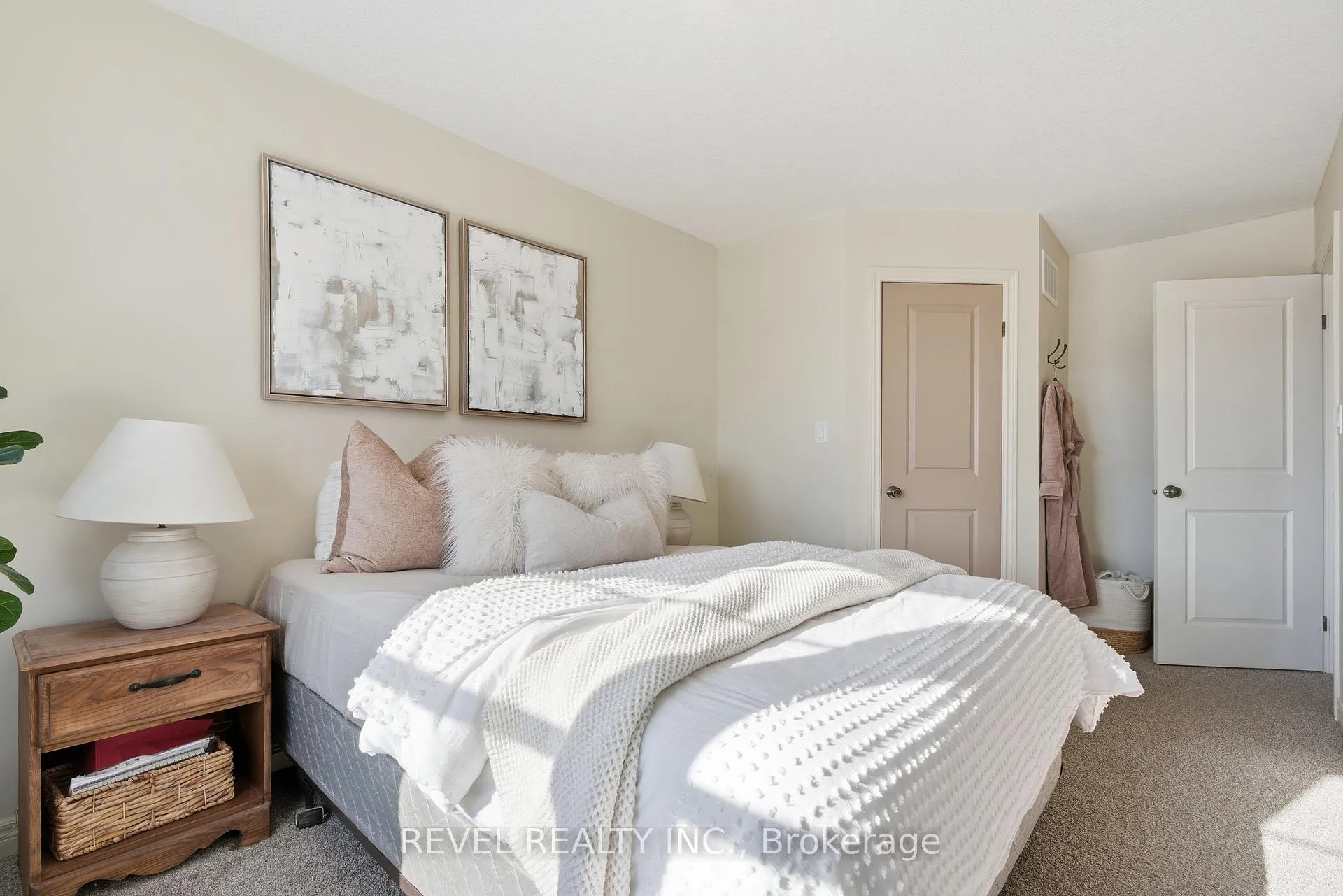 Photo 16 of Unit 7, 22 Marshall Drive, Guelph, Grange Road — HOMEH