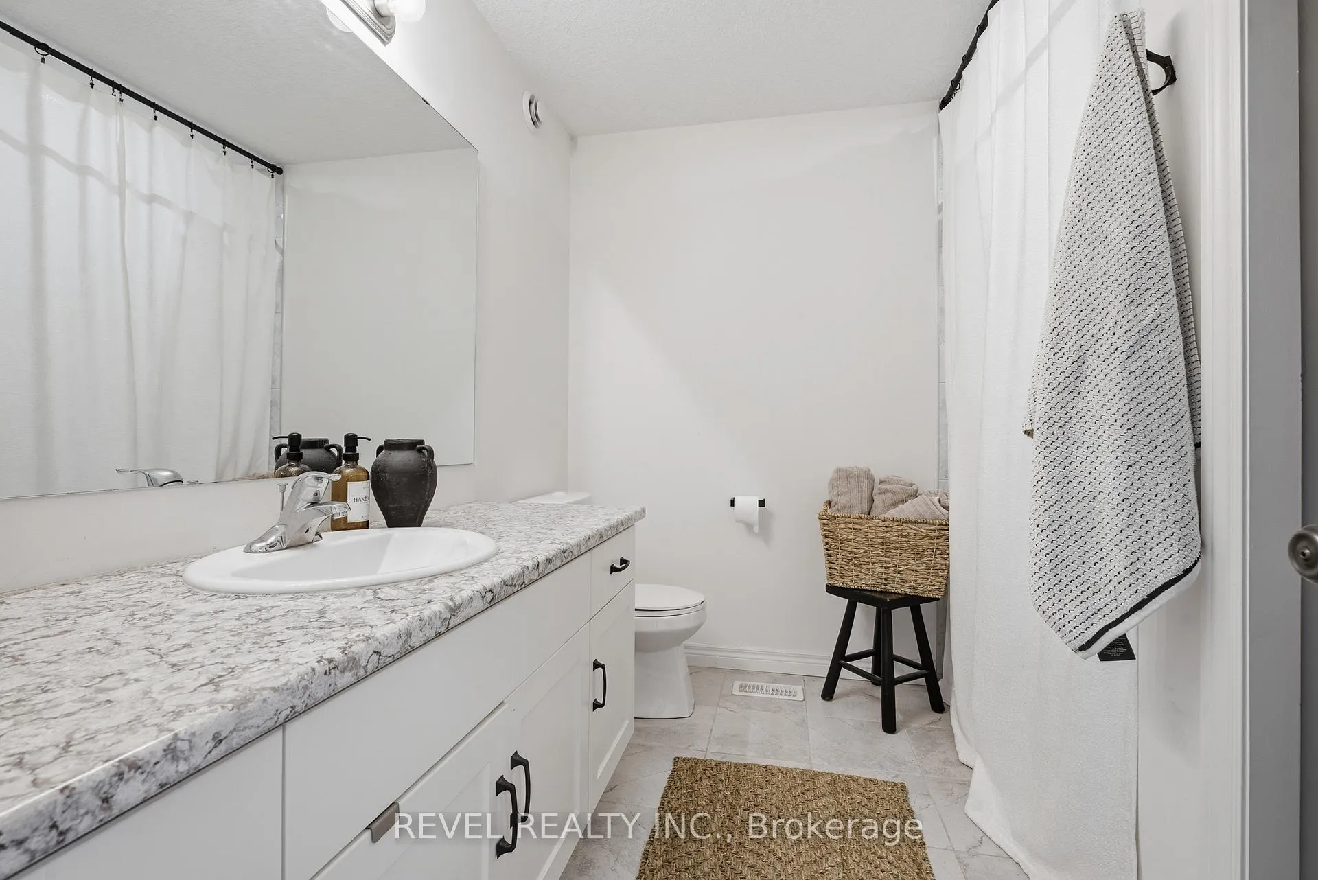 Photo 17 of Unit 7, 22 Marshall Drive, Guelph, Grange Road — HOMEH