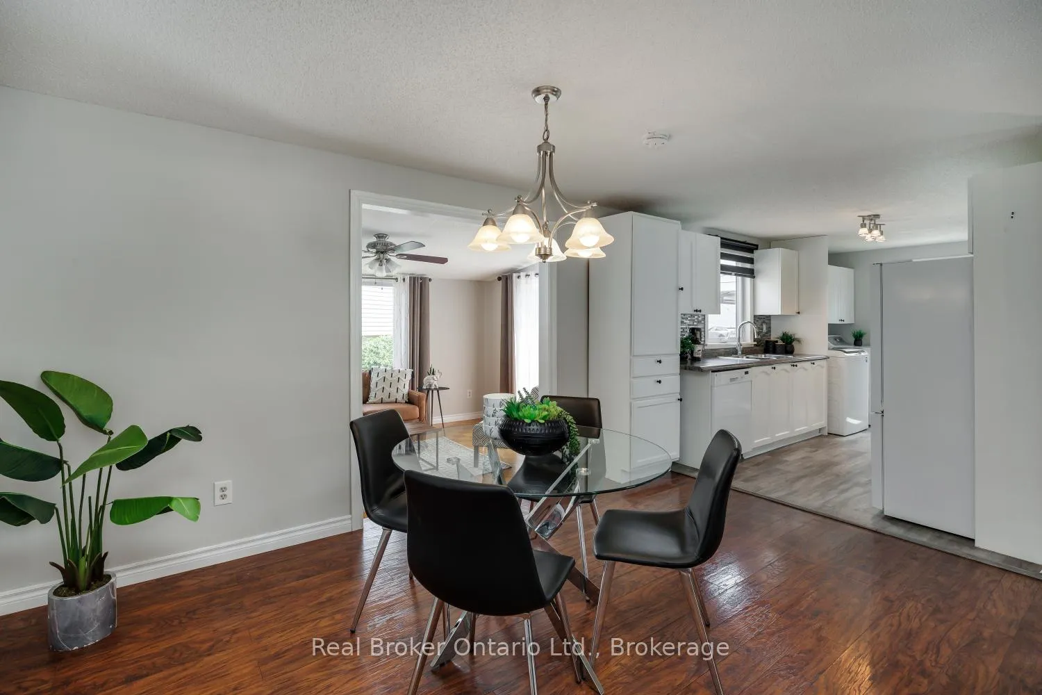 Photo 12 of 115 Wilmot Trail, Clarington, Newcastle — HOMEH