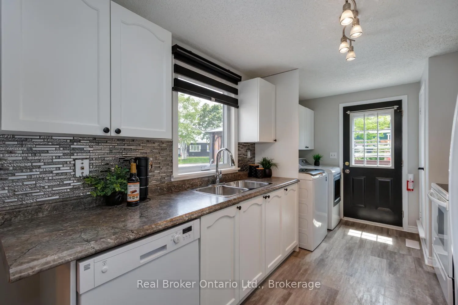 Photo 14 of 115 Wilmot Trail, Clarington, Newcastle — HOMEH