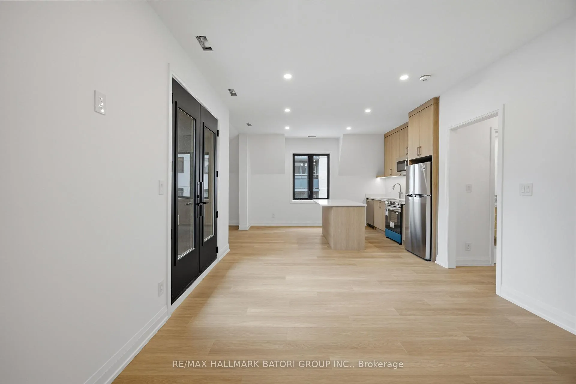 Photo 6 of Unit 3, 56 Camberwell Road, Toronto, Humewood-Cedarvale — HOMEH