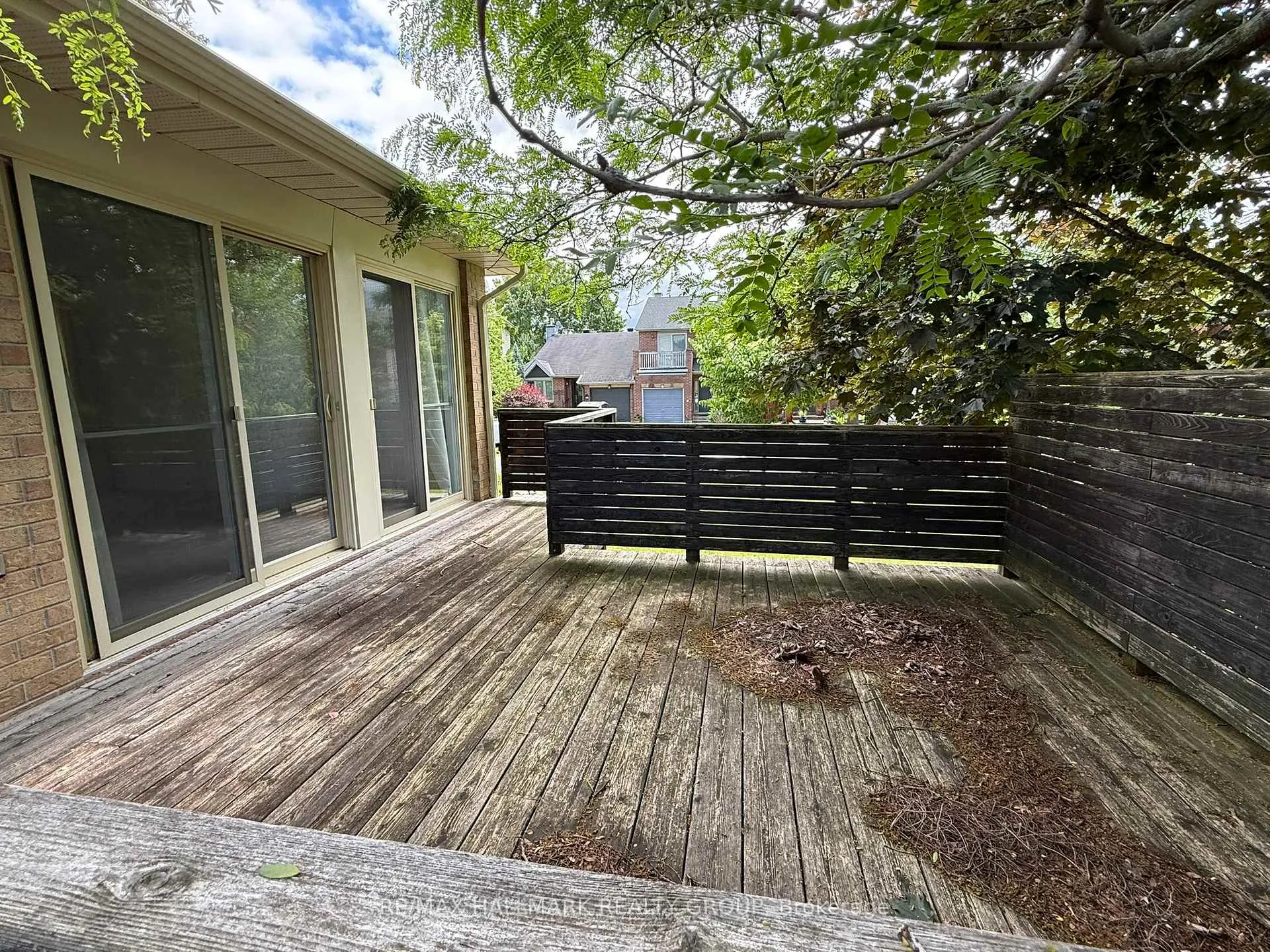 Photo 26 of 204 Dunbarton Court, Ottawa, Cardinal Glen — HOMEH