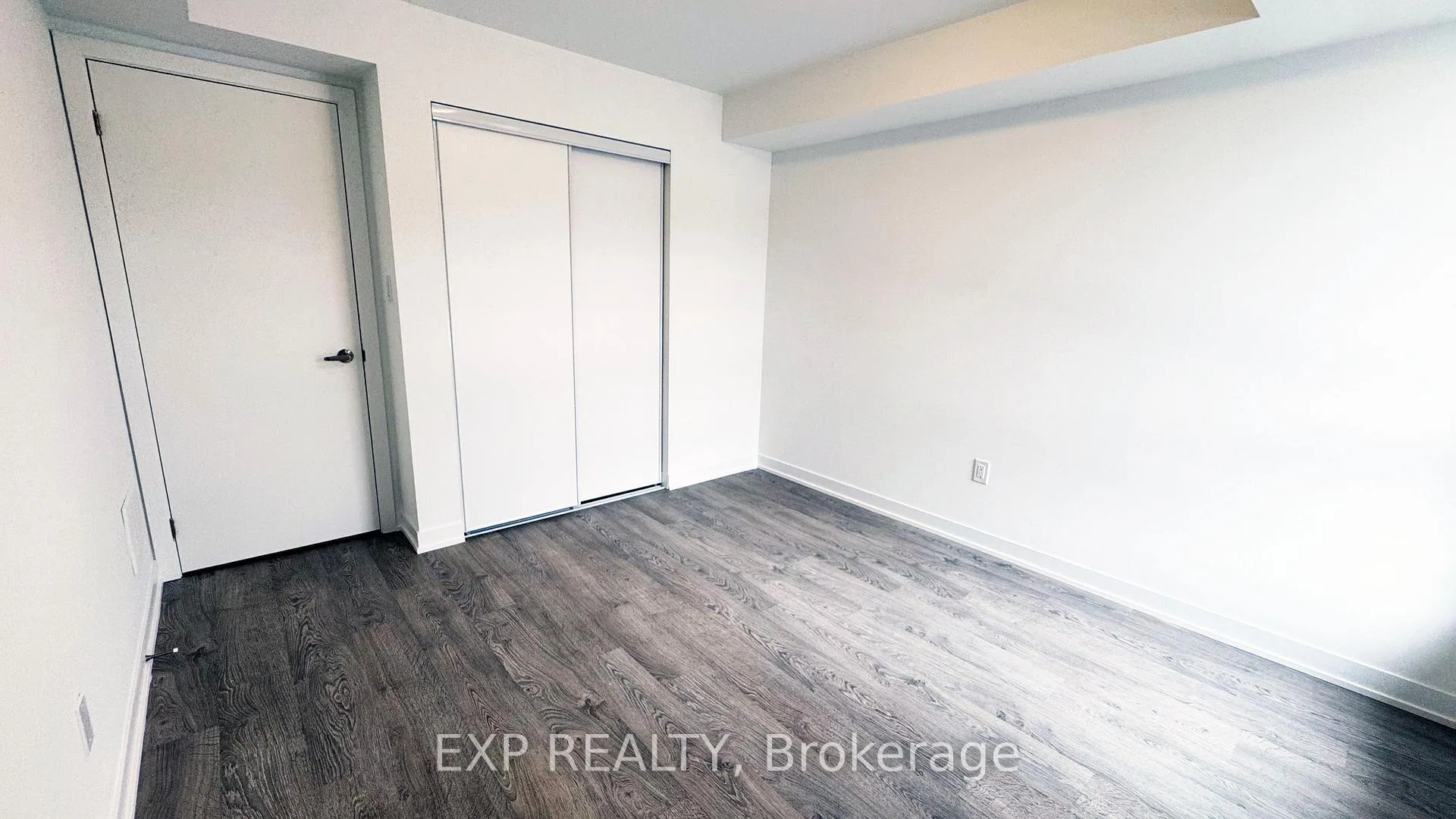 Photo 12 of 66 Turtle Island Drive, Toronto, Englemount-Lawrence — HOMEH
