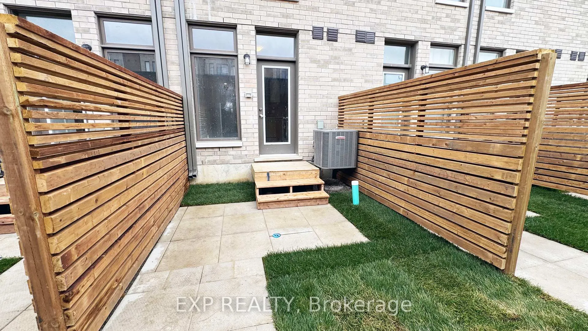 Photo 22 of 66 Turtle Island Drive, Toronto, Englemount-Lawrence — HOMEH