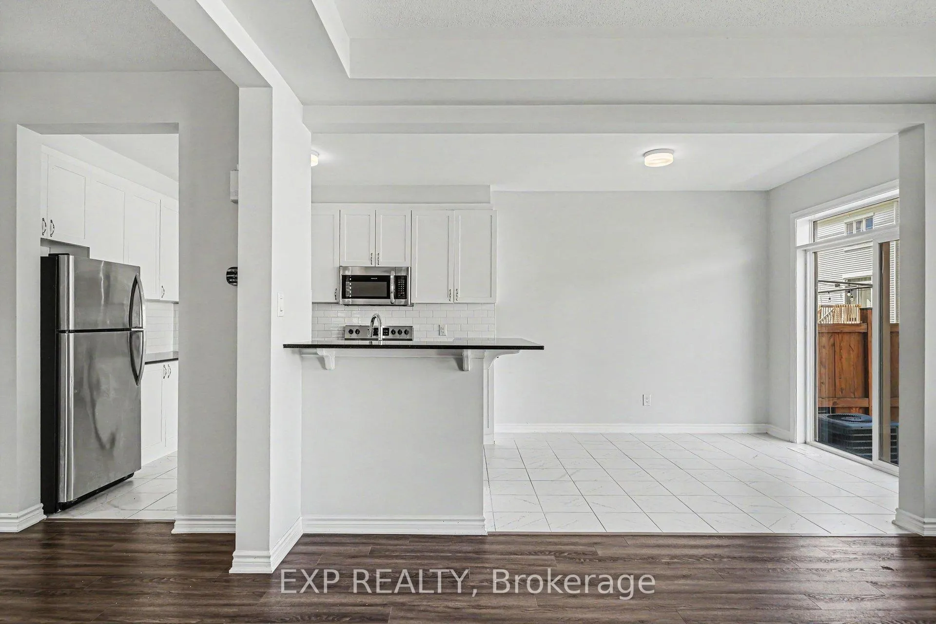 Photo 9 of 523 Catleaf Row, Ottawa, Avalon West — HOMEH
