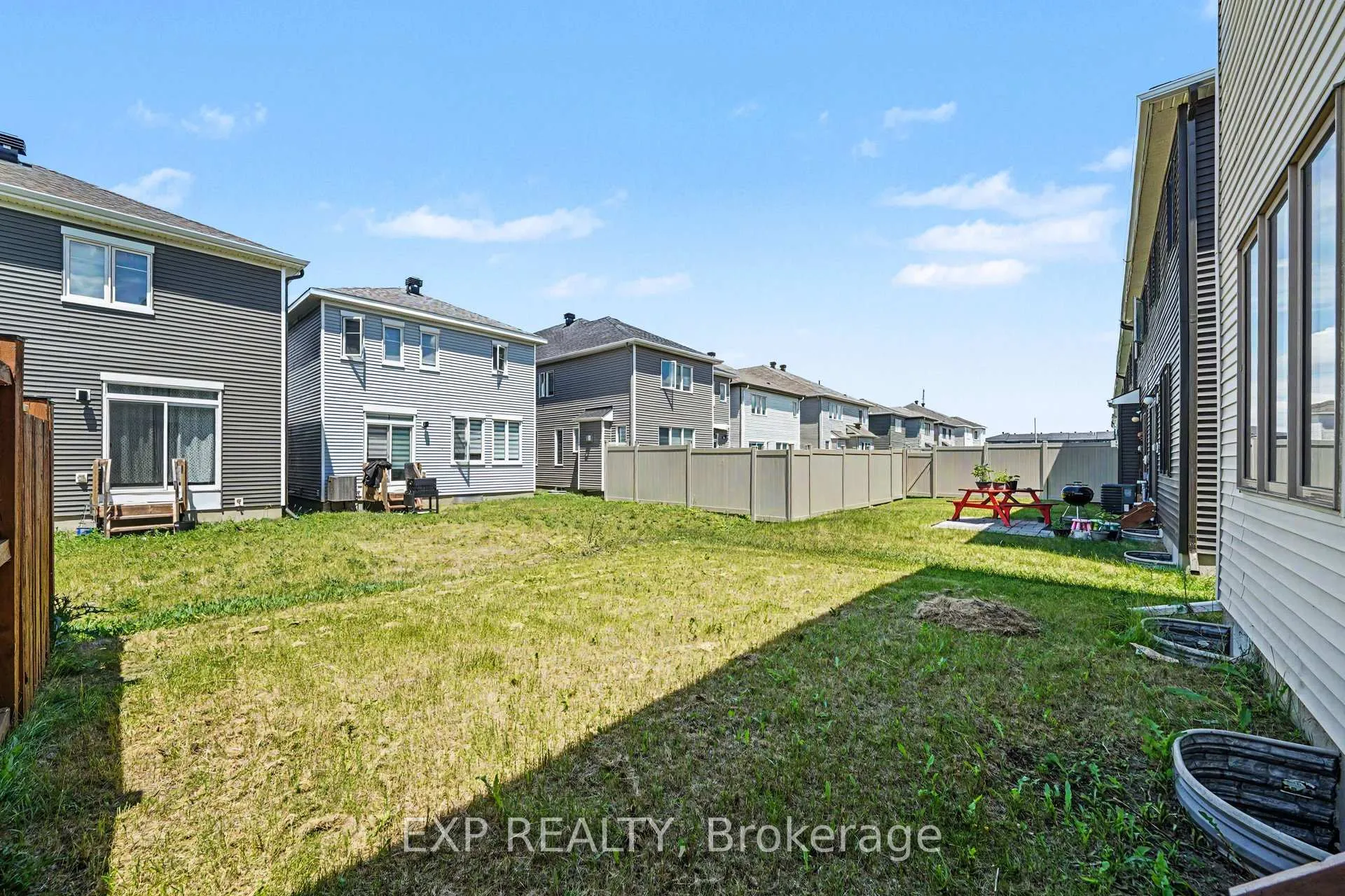 Photo 27 of 523 Catleaf Row, Ottawa, Avalon West — HOMEH