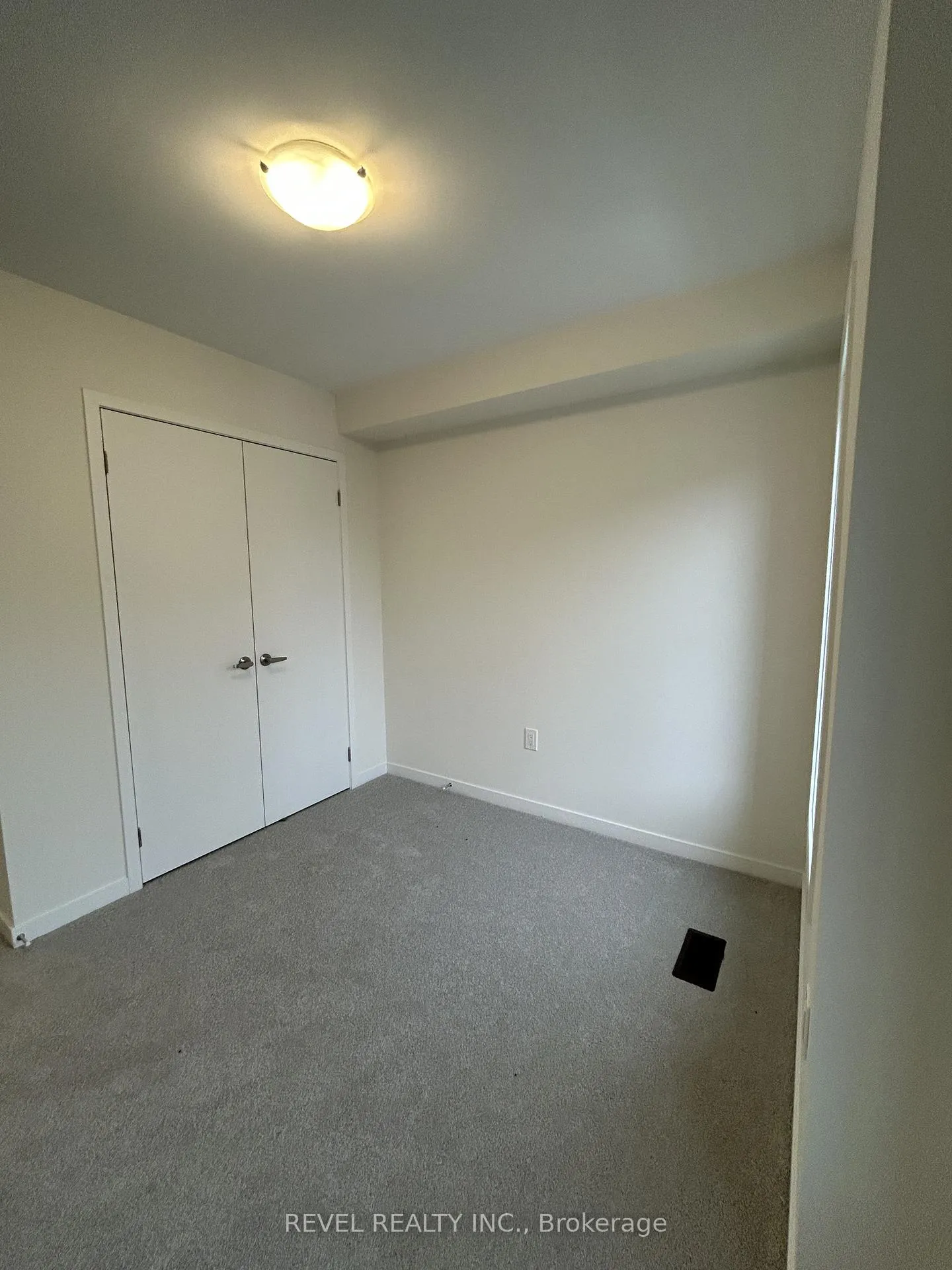 Photo 22 of 15 Cleveland Common, Cambridge — HOMEH