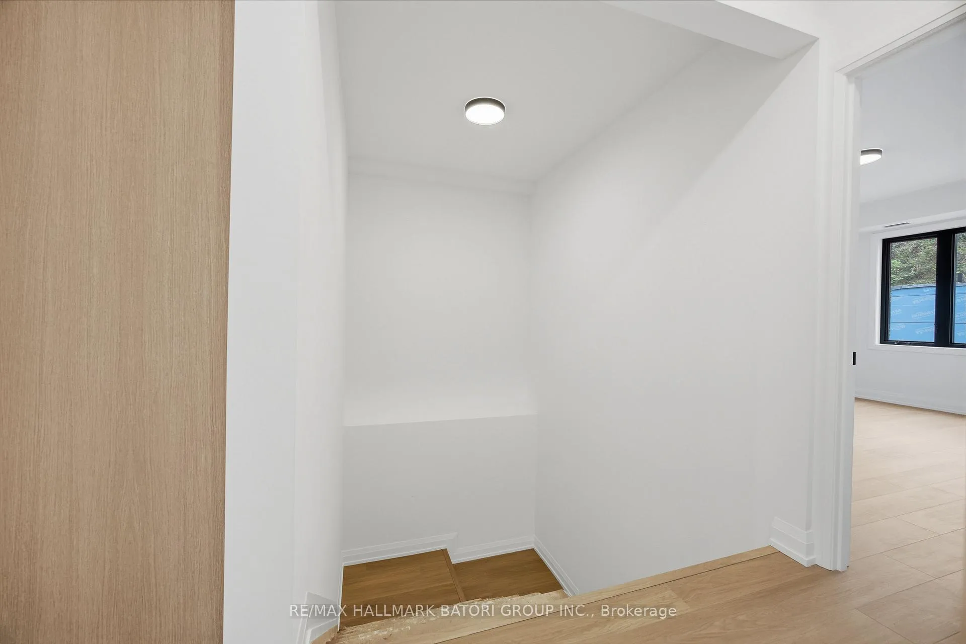 Photo 4 of Unit 1, 56 Camberwell Road, Toronto, Humewood-Cedarvale — HOMEH