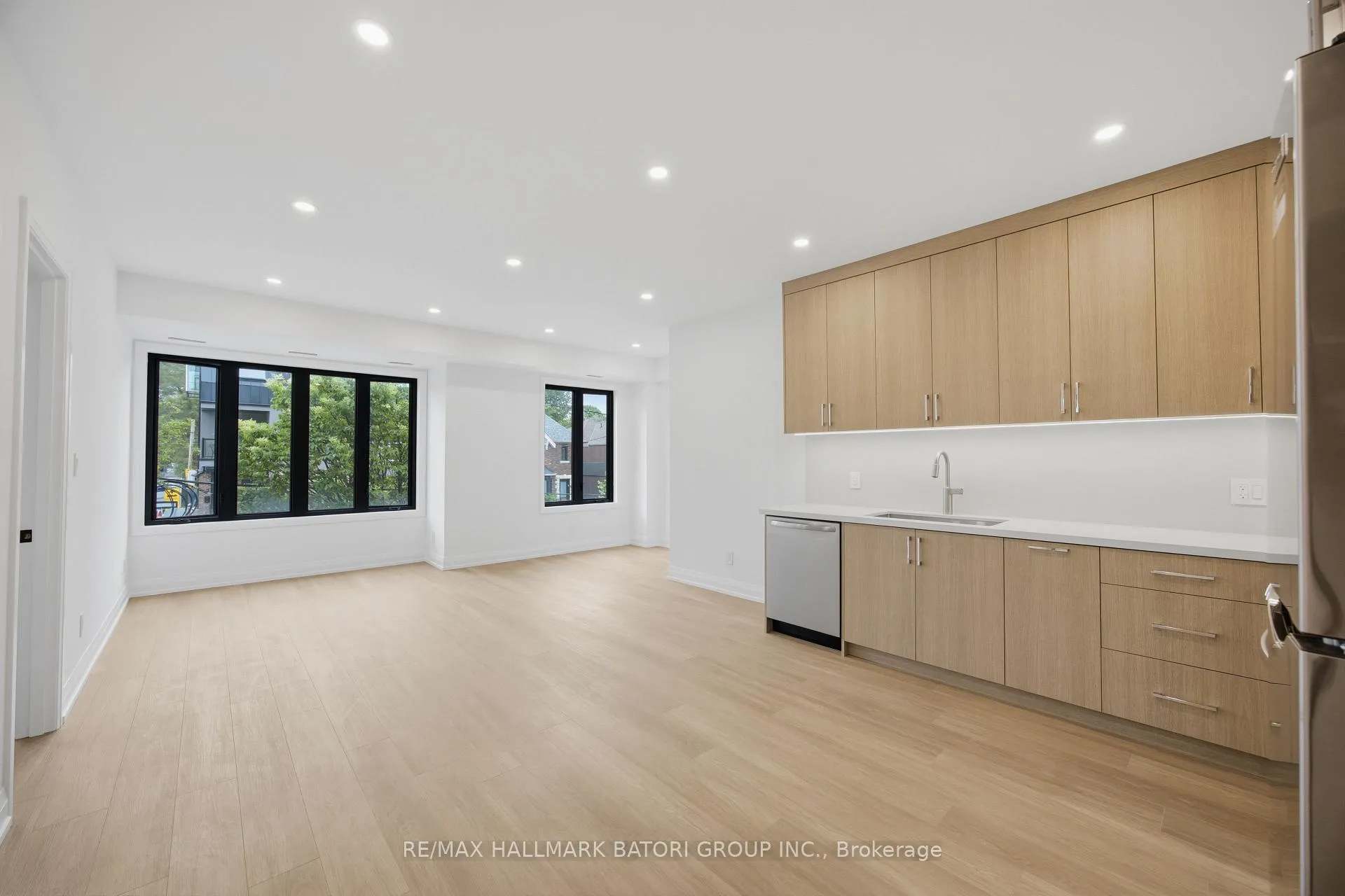Photo 5 of Unit 1, 56 Camberwell Road, Toronto, Humewood-Cedarvale — HOMEH
