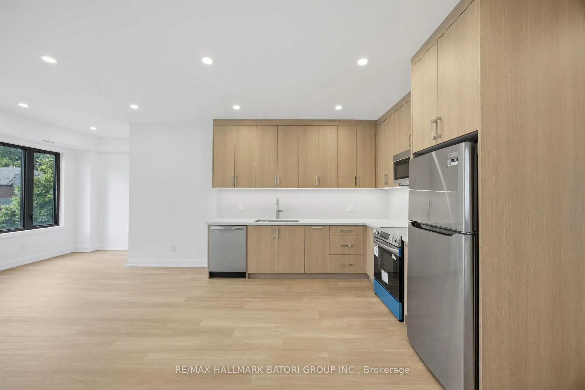Photo 6 of Unit 1, 56 Camberwell Road, Toronto, Humewood-Cedarvale — HOMEH