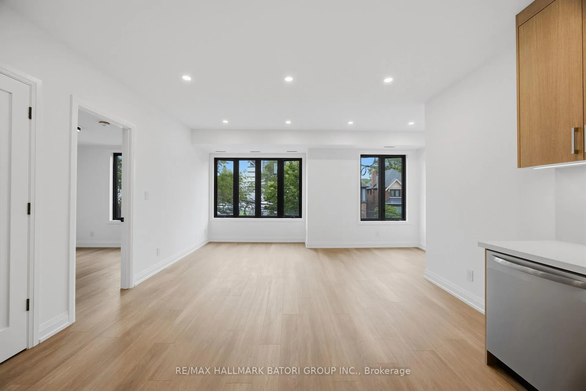 Photo 12 of Unit 1, 56 Camberwell Road, Toronto, Humewood-Cedarvale — HOMEH