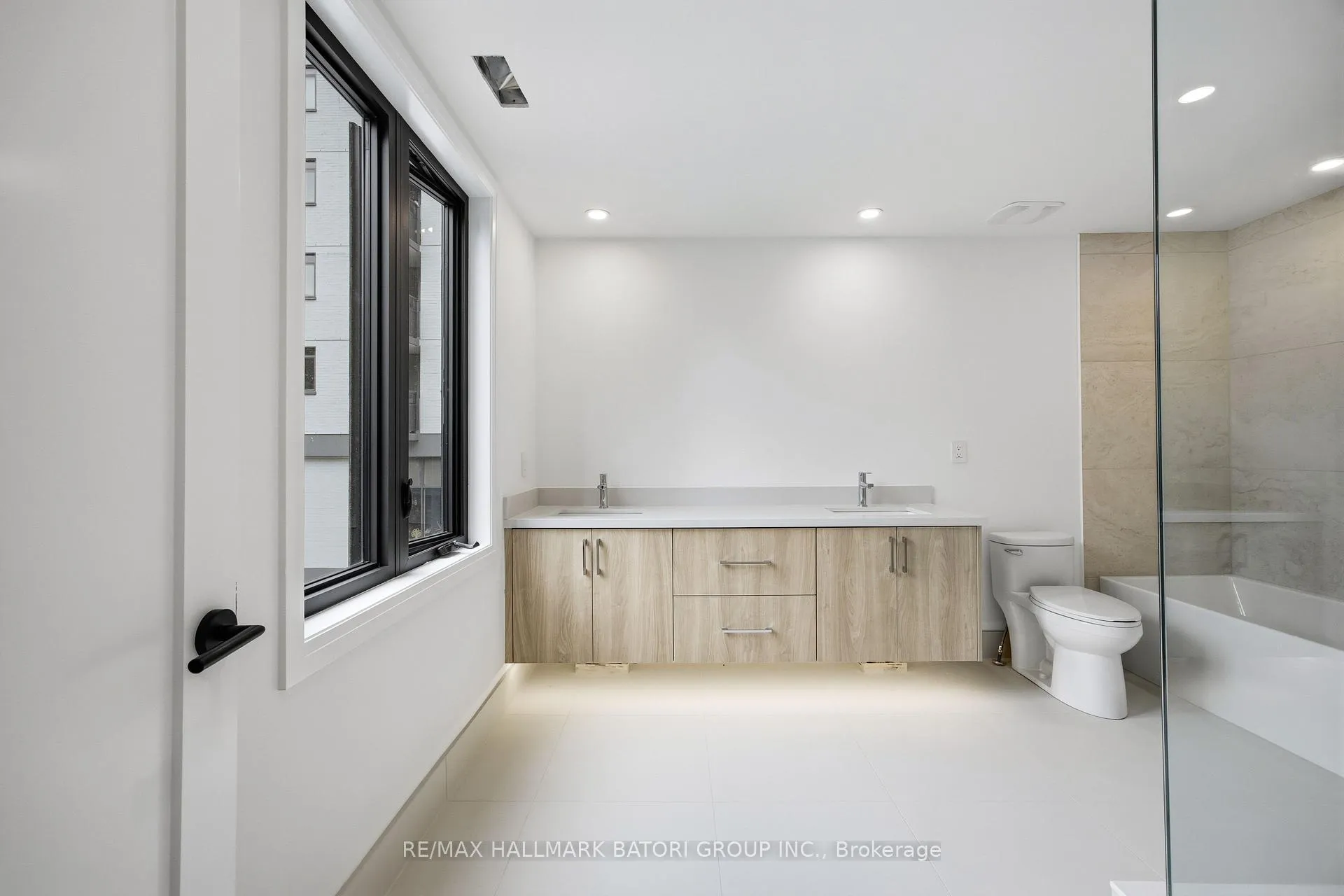 Photo 36 of Unit 1, 56 Camberwell Road, Toronto, Humewood-Cedarvale — HOMEH