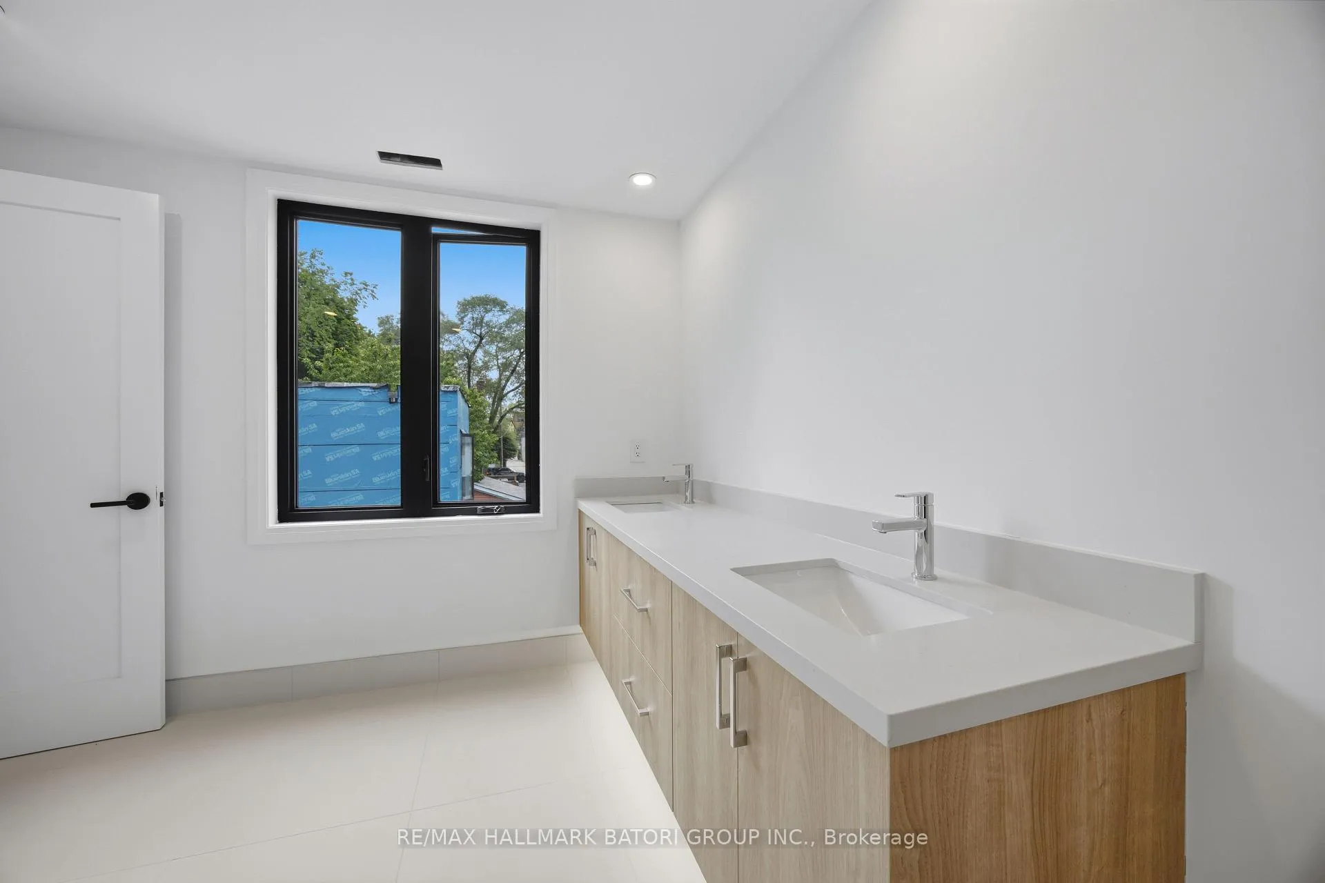 Photo 41 of Unit 1, 56 Camberwell Road, Toronto, Humewood-Cedarvale — HOMEH