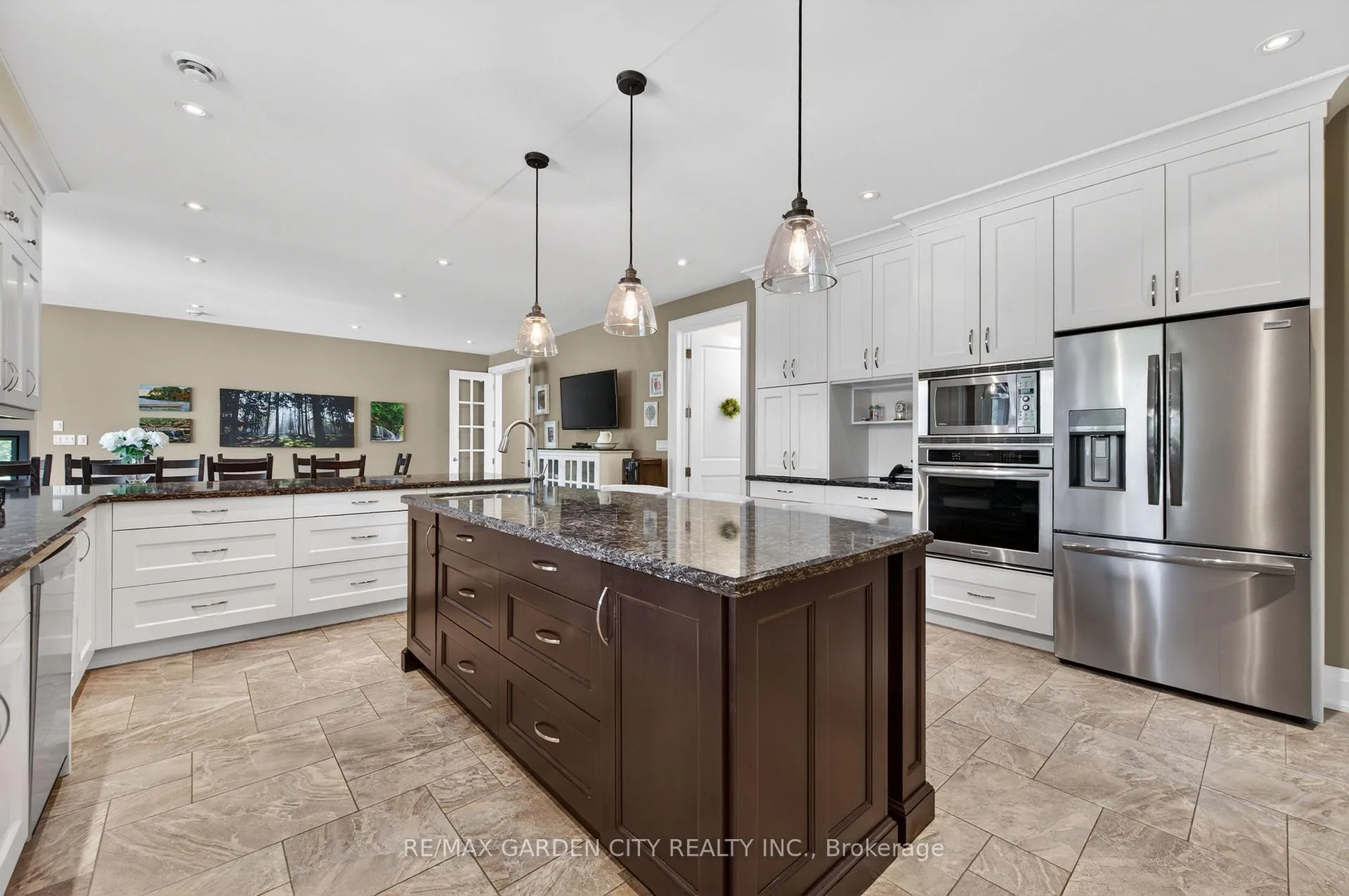 Photo 13 of 4580 Cherry Avenue, Lincoln, Lincoln Lake — HOMEH