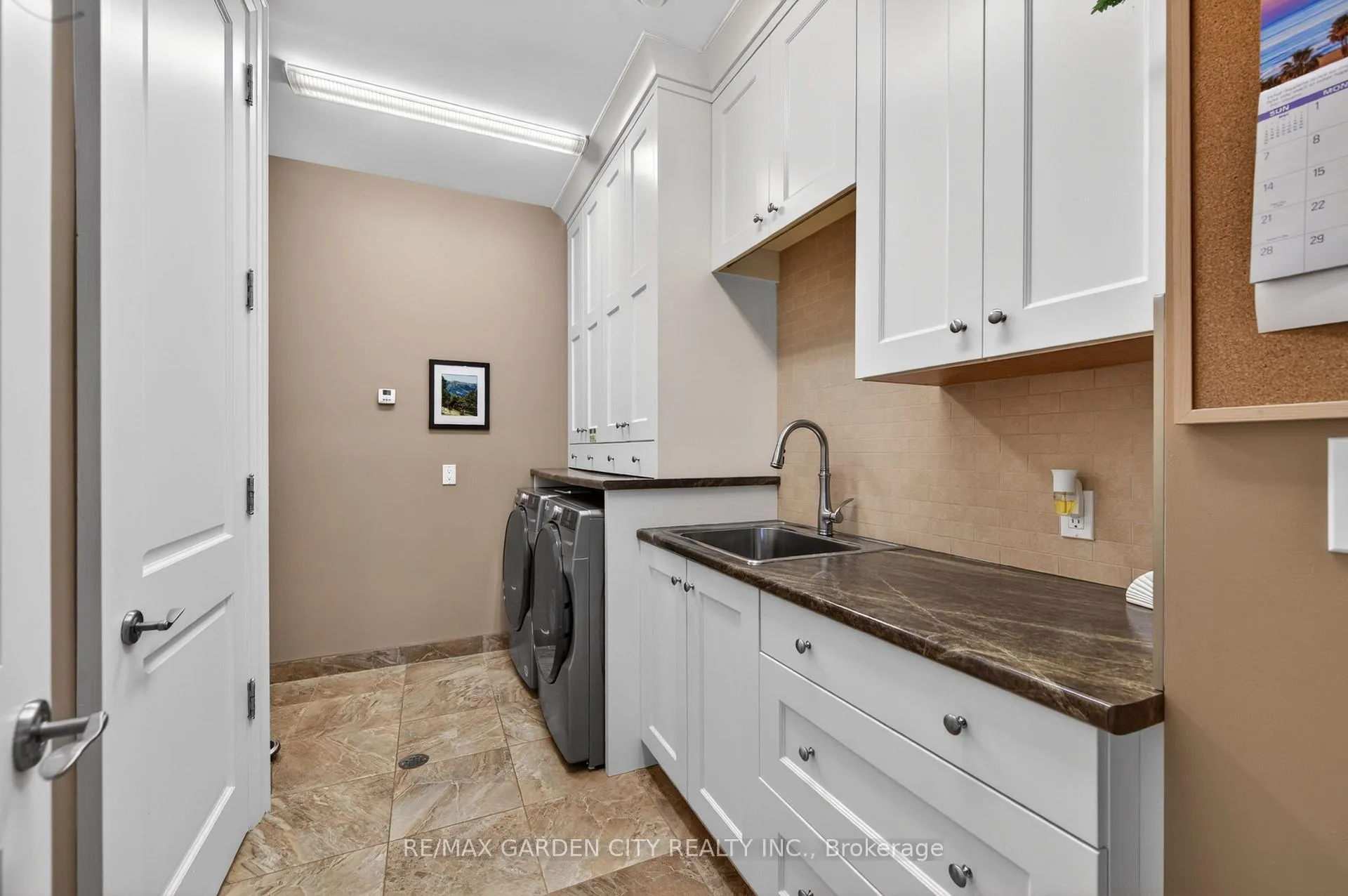 Photo 15 of 4580 Cherry Avenue, Lincoln, Lincoln Lake — HOMEH