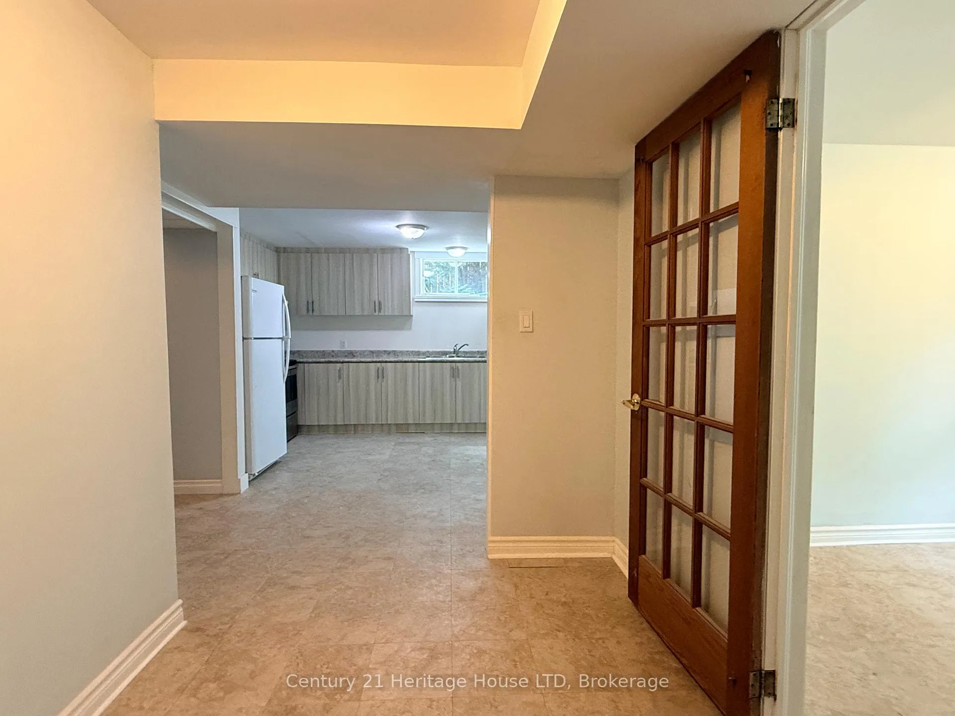 Photo 5 of 7643 Cavendish Drive, Niagara Falls, West Wood — HOMEH