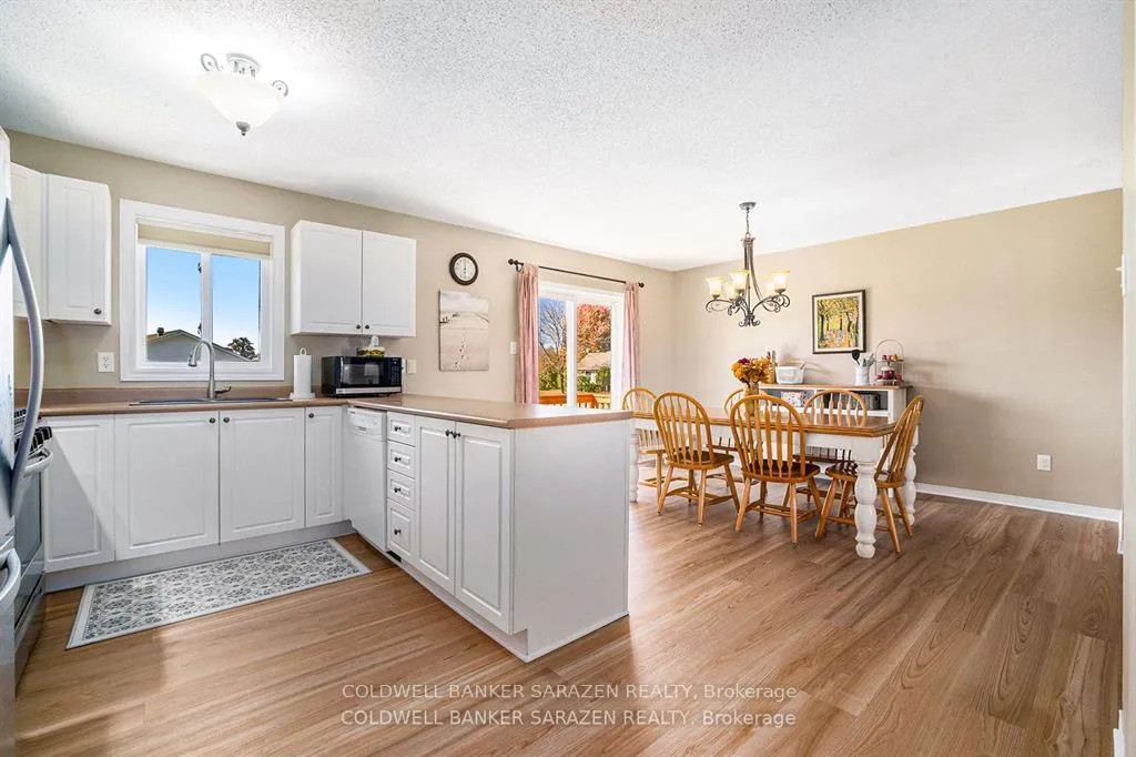Photo 4 of 129 Riley Crescent, McNab/Braeside, Mcnab/Braeside Twps — HOMEH