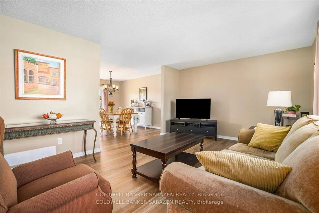 Photo 8 of 129 Riley Crescent, McNab/Braeside, Mcnab/Braeside Twps — HOMEH