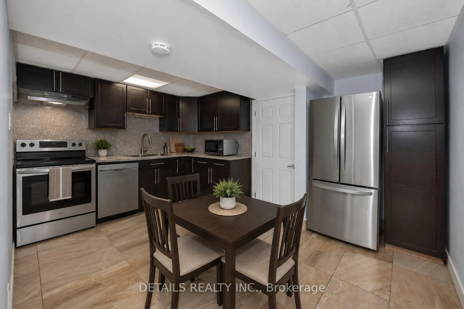 Photo 34 of 34 Raftus Square, Ottawa, Barrhaven - Pheasant Run — HOMEH