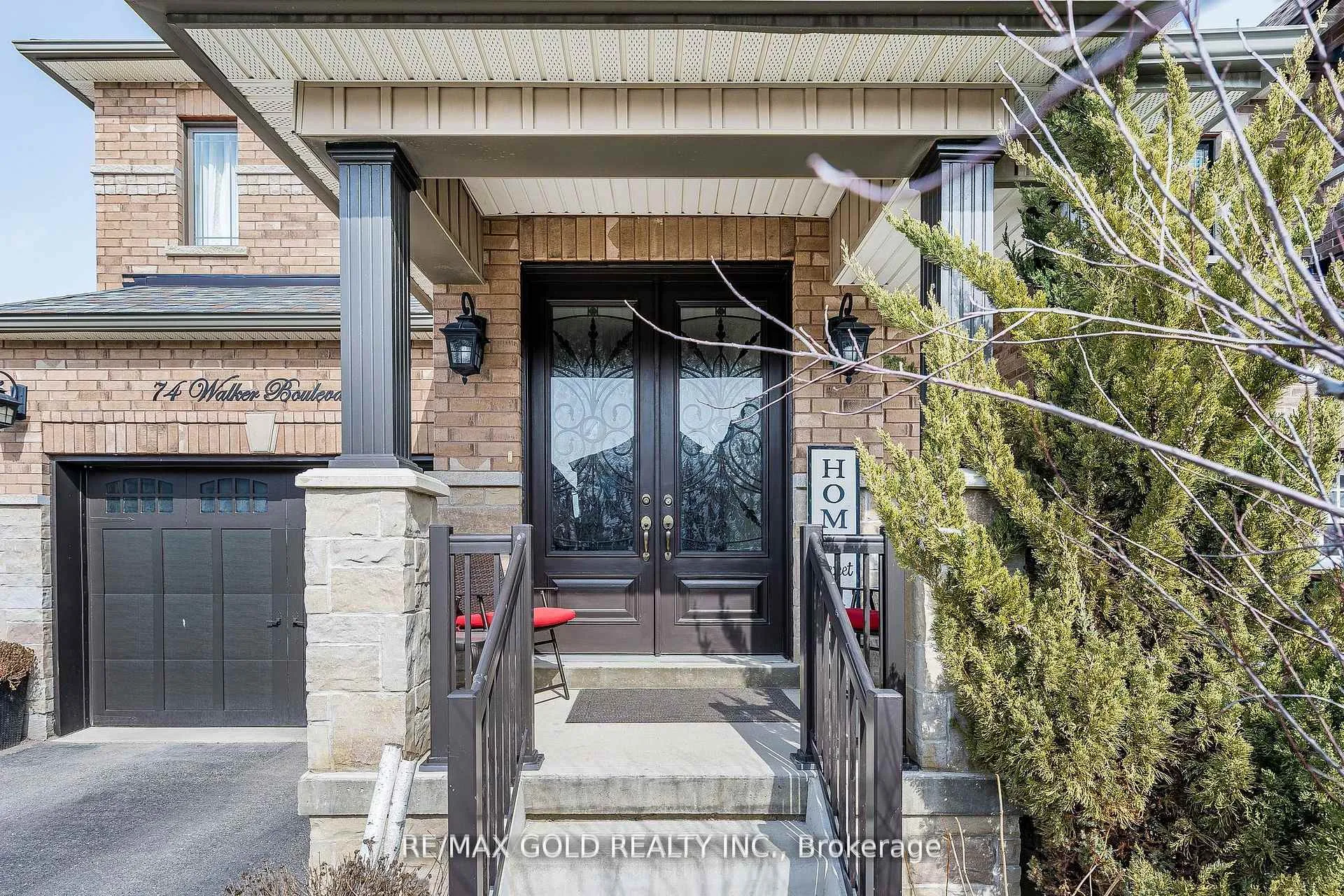Photo 4 of 74 Walker Boulevard, New Tecumseth, Alliston — HOMEH