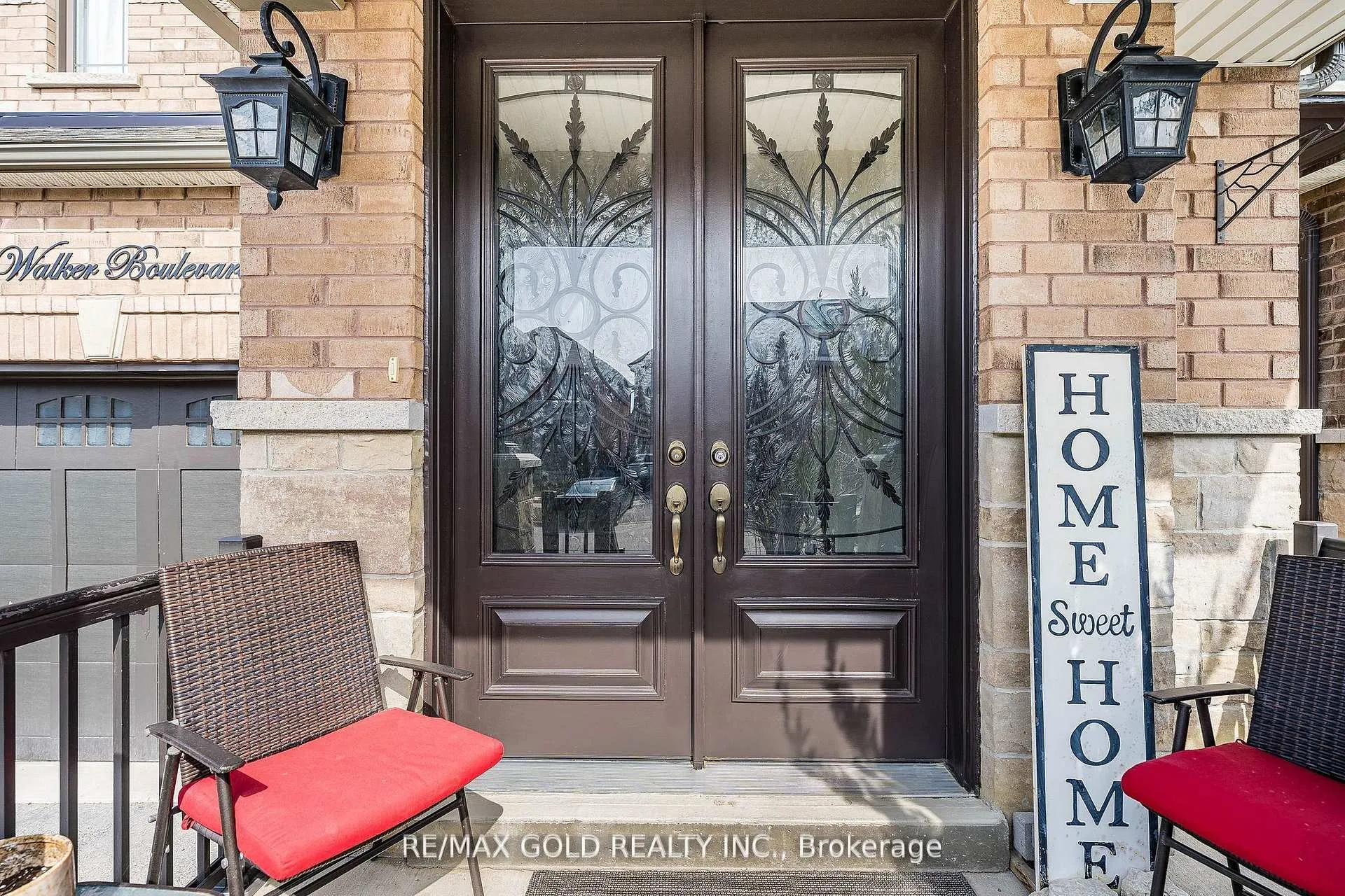 Photo 5 of 74 Walker Boulevard, New Tecumseth, Alliston — HOMEH