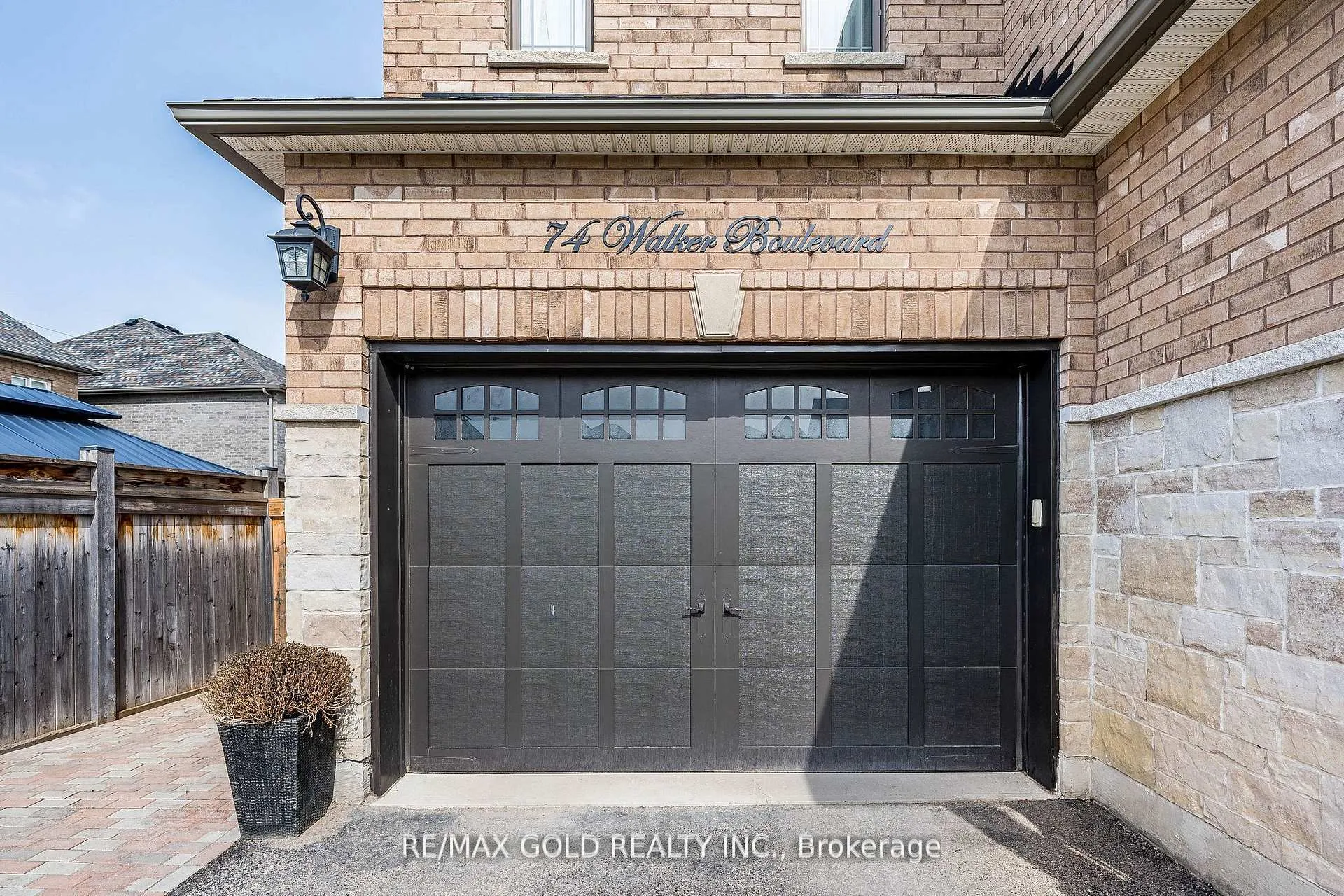 Photo 6 of 74 Walker Boulevard, New Tecumseth, Alliston — HOMEH