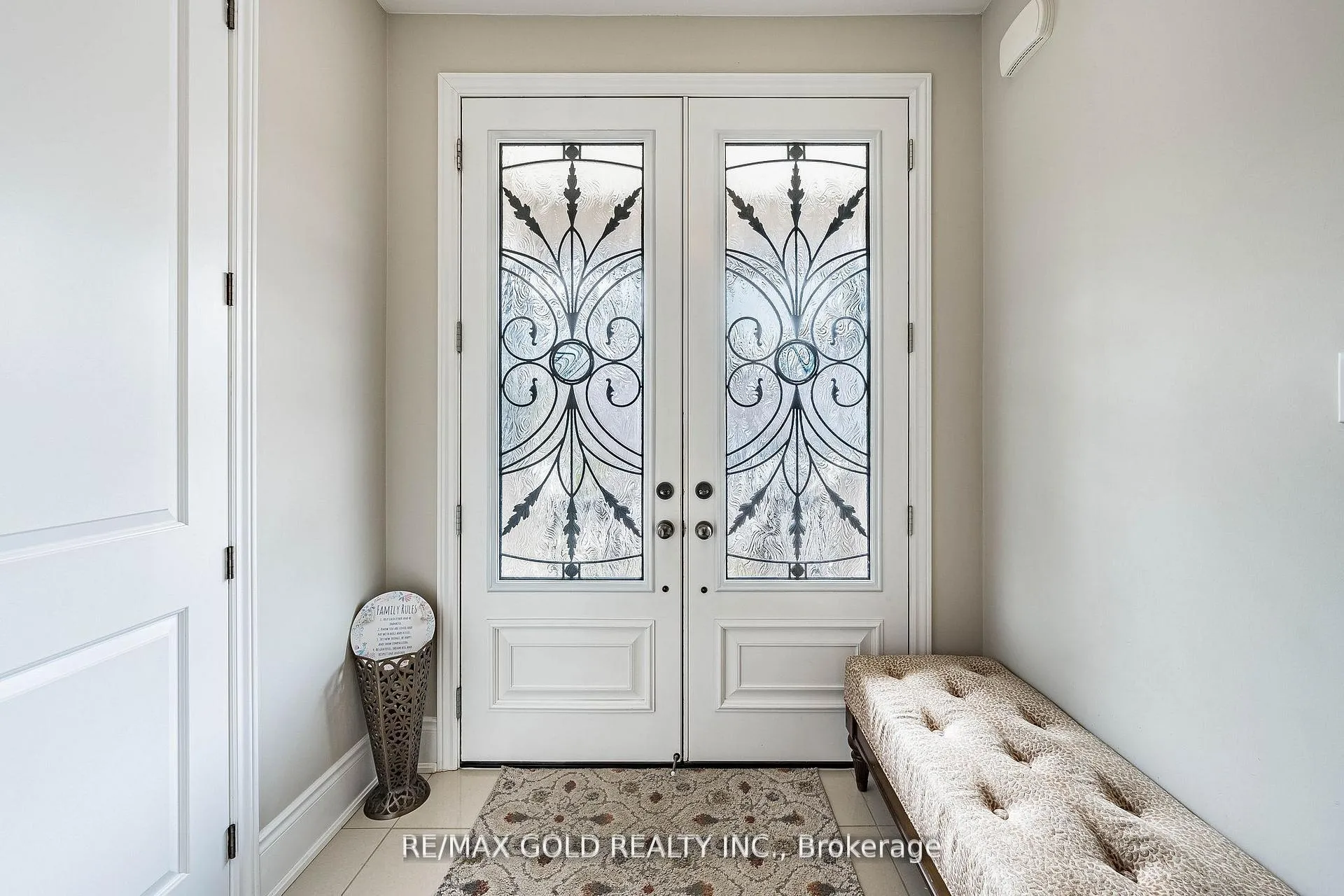 Photo 7 of 74 Walker Boulevard, New Tecumseth, Alliston — HOMEH
