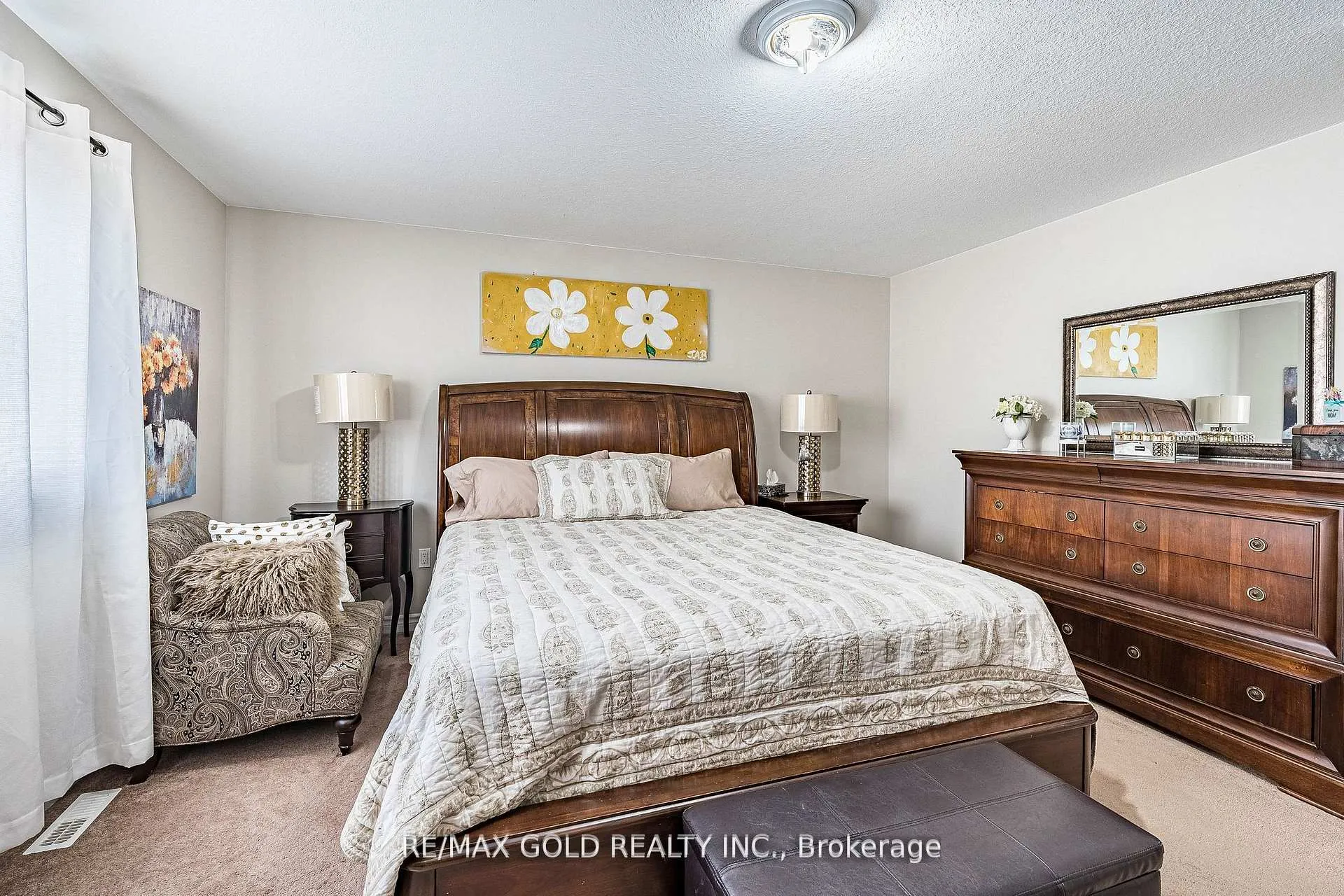 Photo 37 of 74 Walker Boulevard, New Tecumseth, Alliston — HOMEH