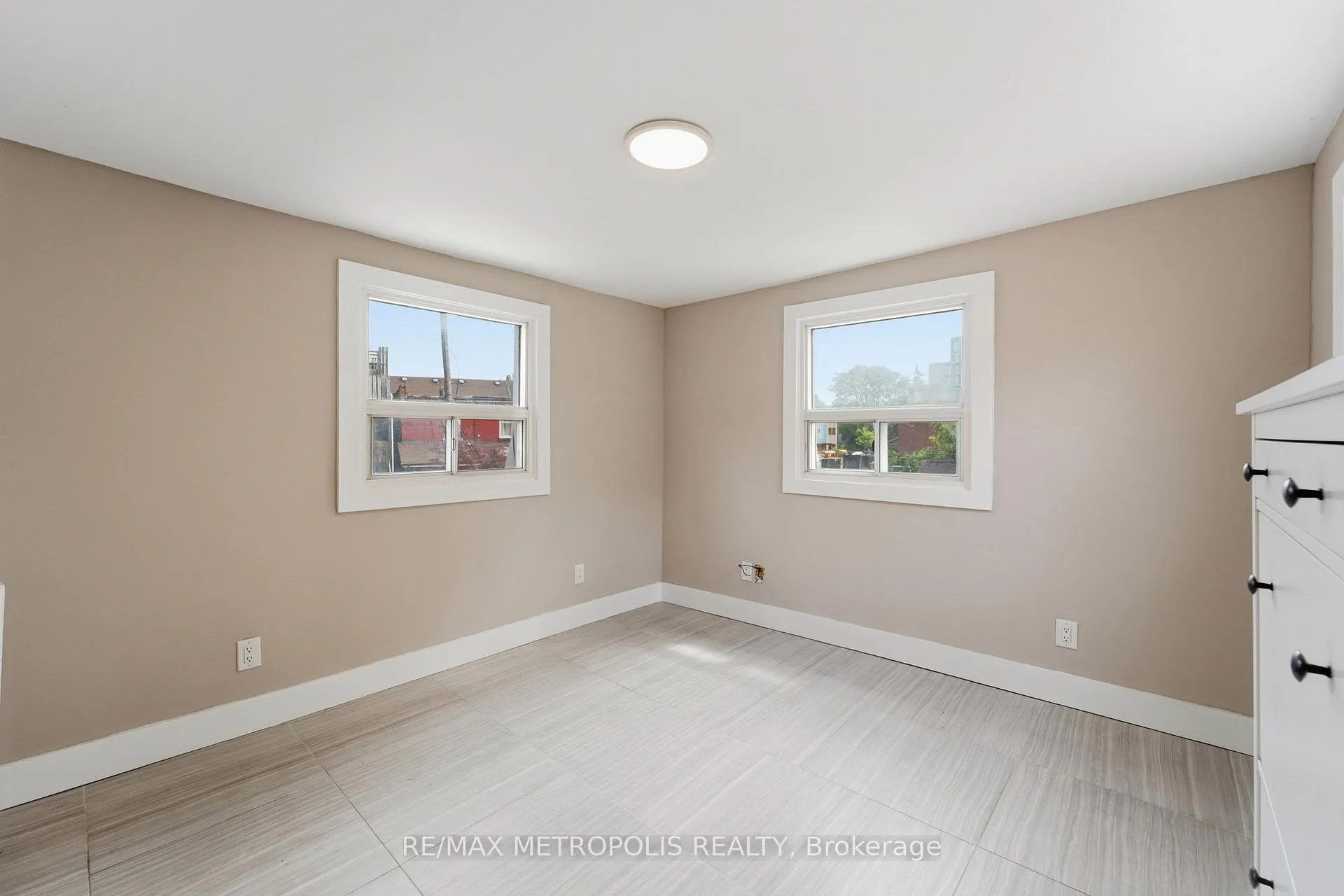 Photo 6 of Unit Upper, 277 Gilmour Avenue, Toronto, Junction Area — HOMEH