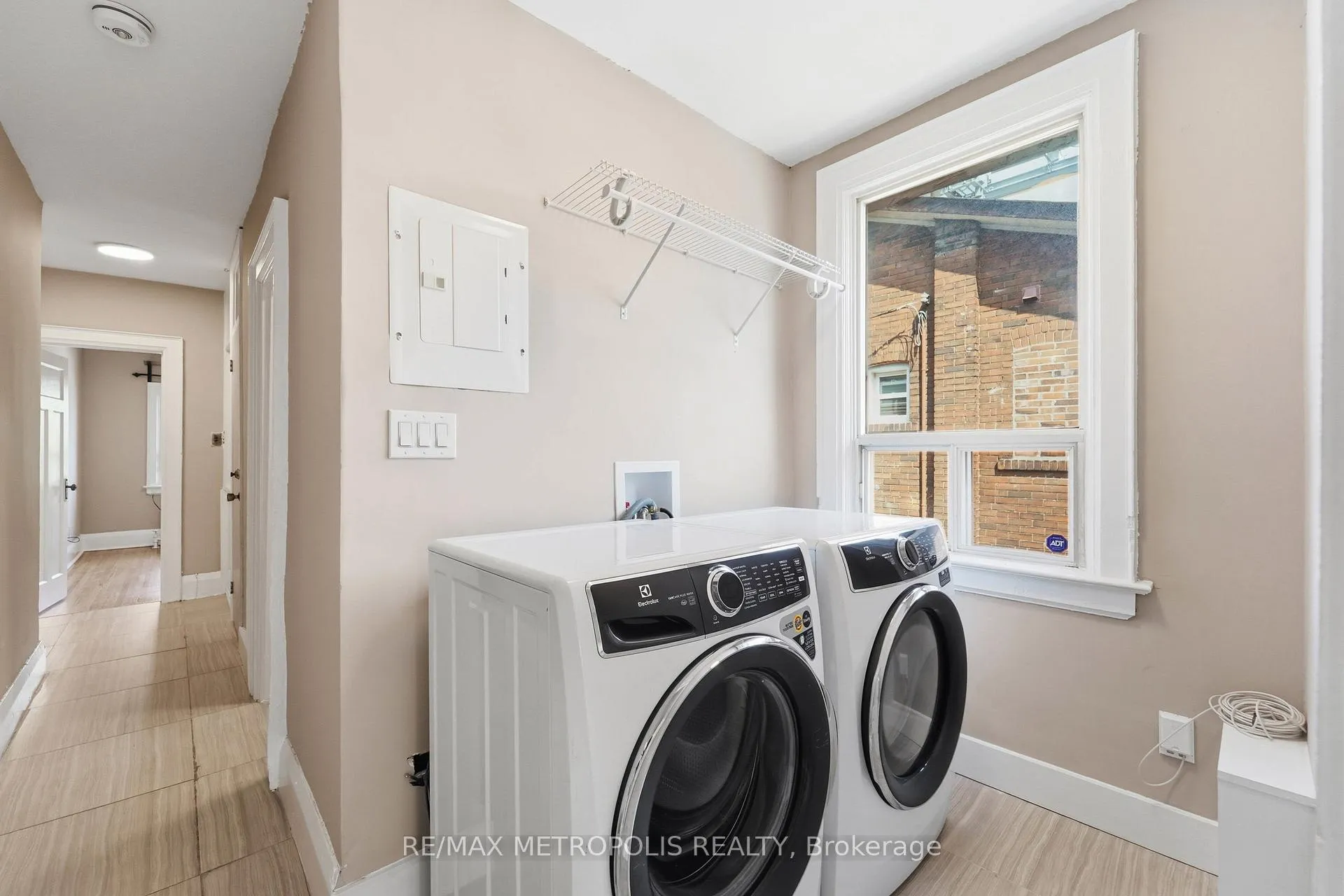 Photo 10 of Unit Upper, 277 Gilmour Avenue, Toronto, Junction Area — HOMEH
