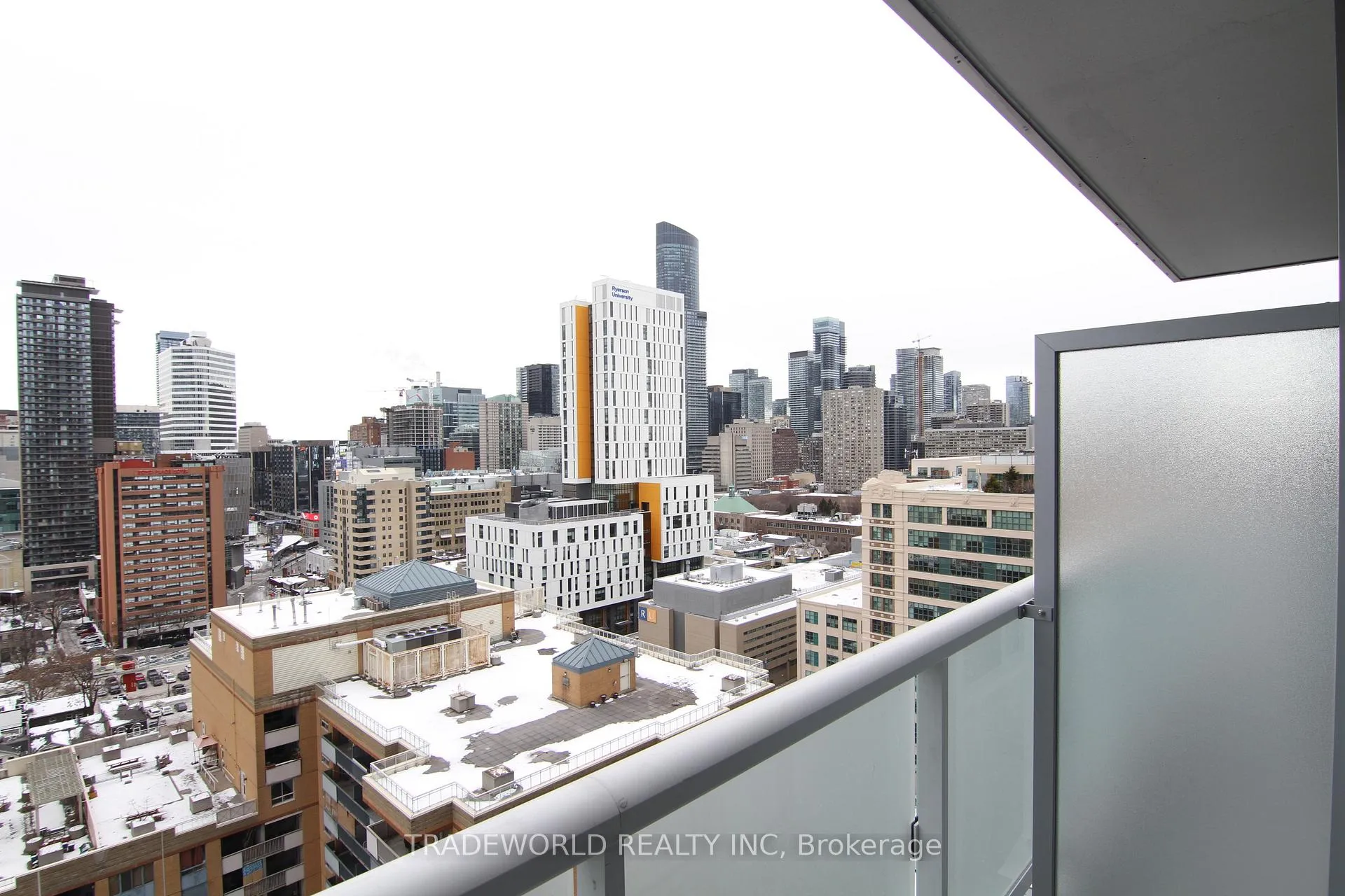 Photo 16 of Unit 2006, 77 Mutual Street, Toronto, Church-Yonge Corridor — HOMEH