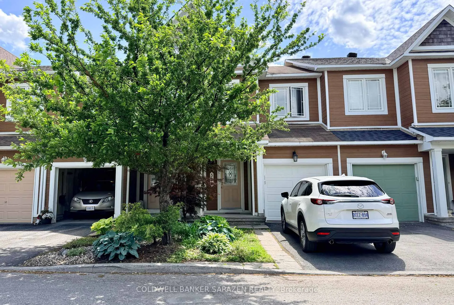 Photo 1 of 322 Hillsboro Private, Ottawa, Kanata - Emerald Meadows/Trailwest — HOMEH