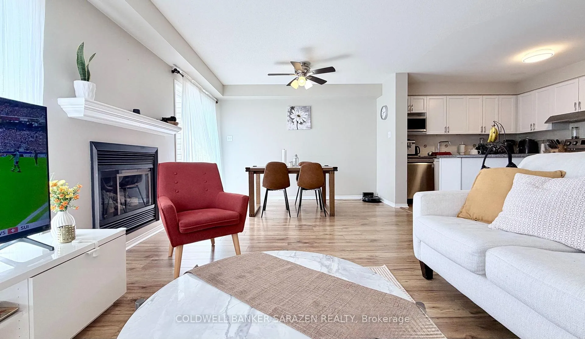 Photo 3 of 322 Hillsboro Private, Ottawa, Kanata - Emerald Meadows/Trailwest — HOMEH