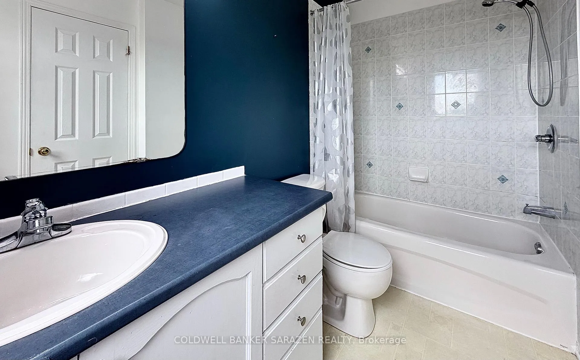 Photo 10 of 322 Hillsboro Private, Ottawa, Kanata - Emerald Meadows/Trailwest — HOMEH