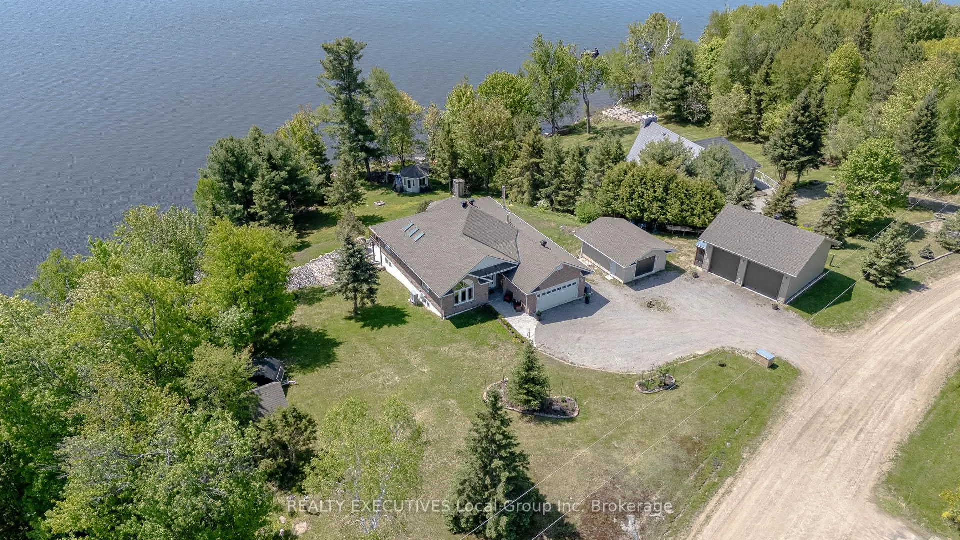 Photo 2 of 910 Nosbonsing Park Road, East Ferris — HOMEH