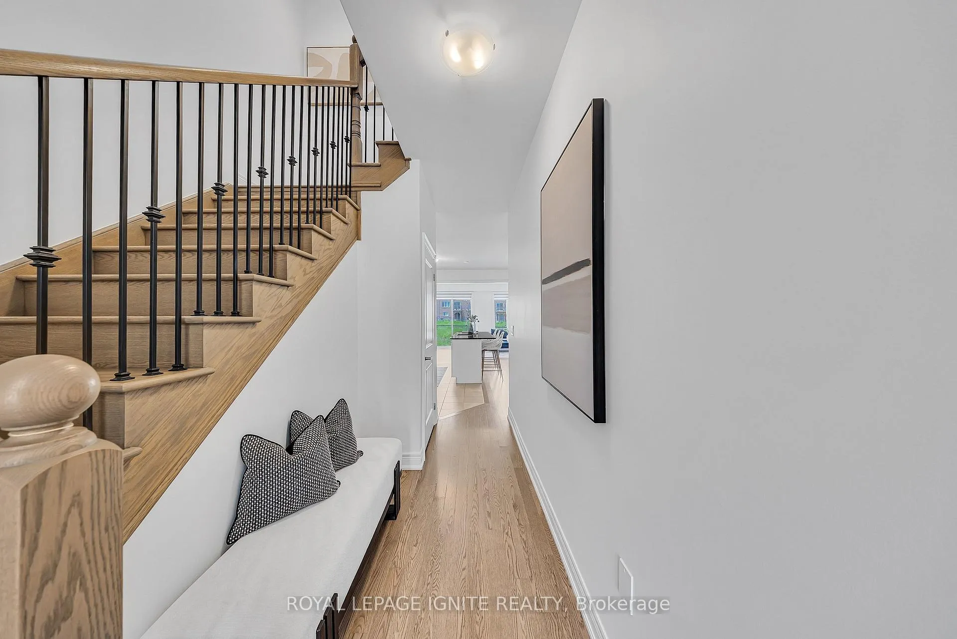 Photo 7 of 1040 Skyridge Boulevard, Pickering, Rural Pickering — HOMEH