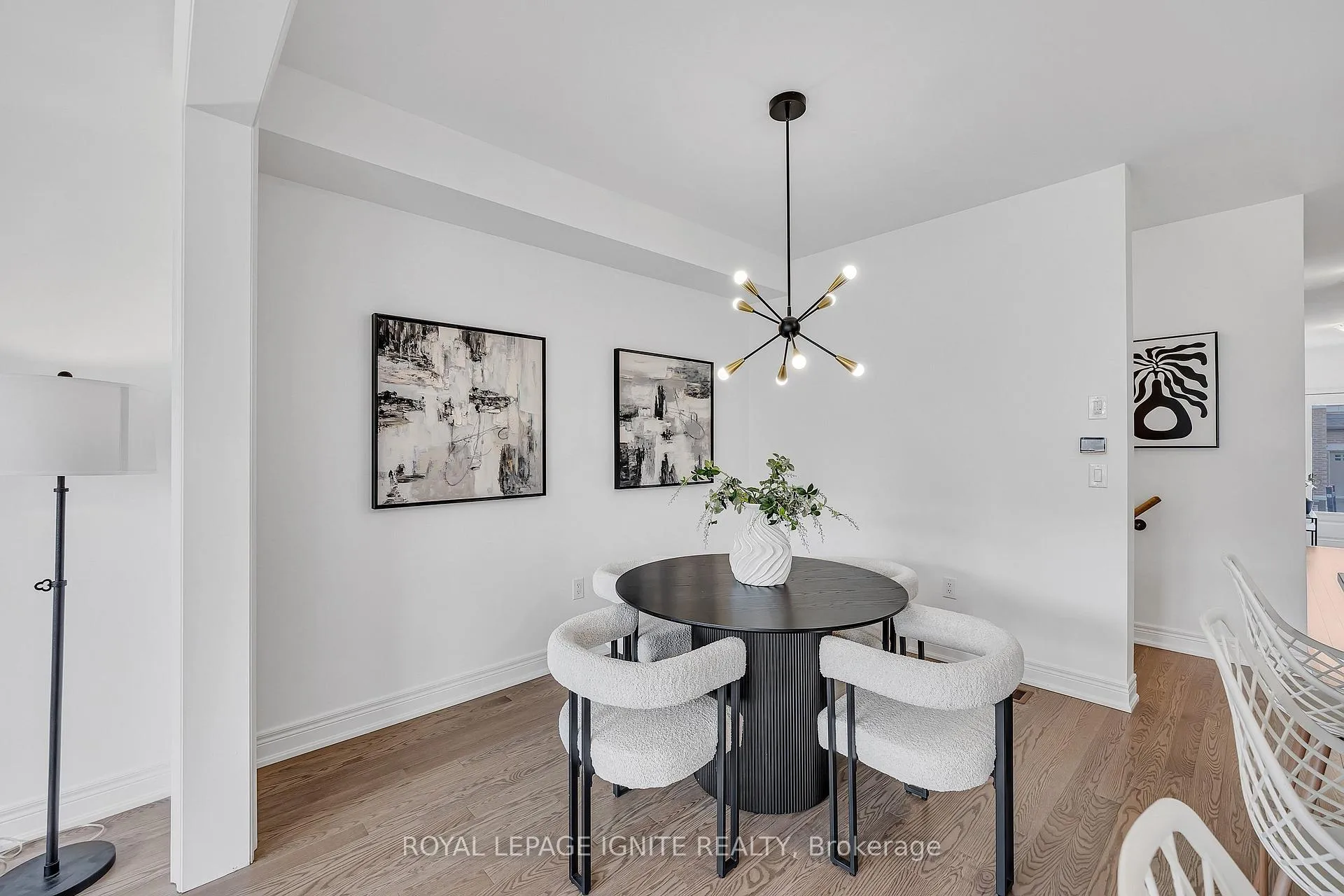 Photo 13 of 1040 Skyridge Boulevard, Pickering, Rural Pickering — HOMEH