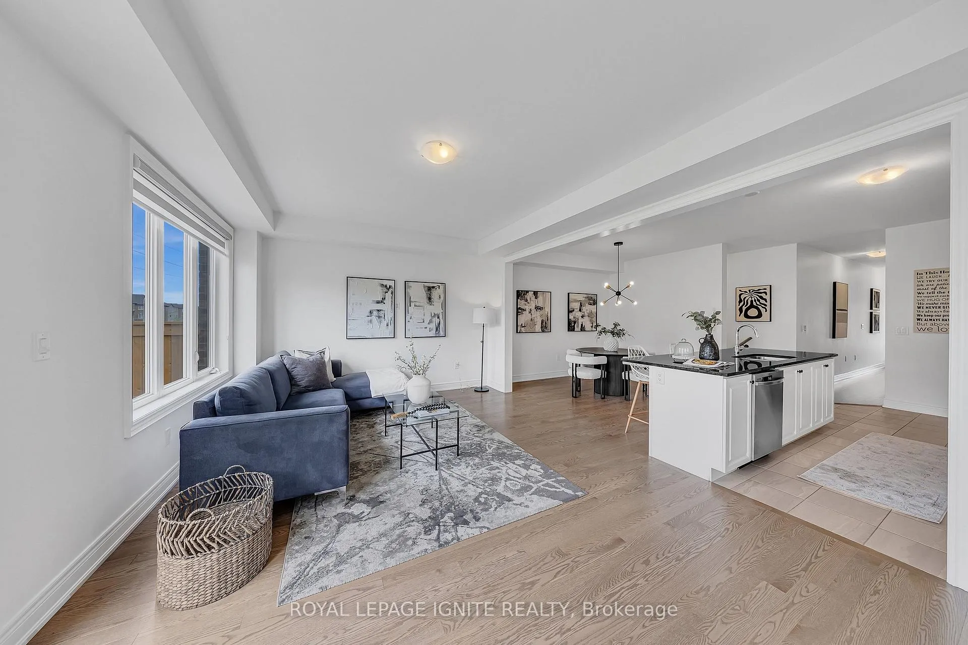 Photo 16 of 1040 Skyridge Boulevard, Pickering, Rural Pickering — HOMEH