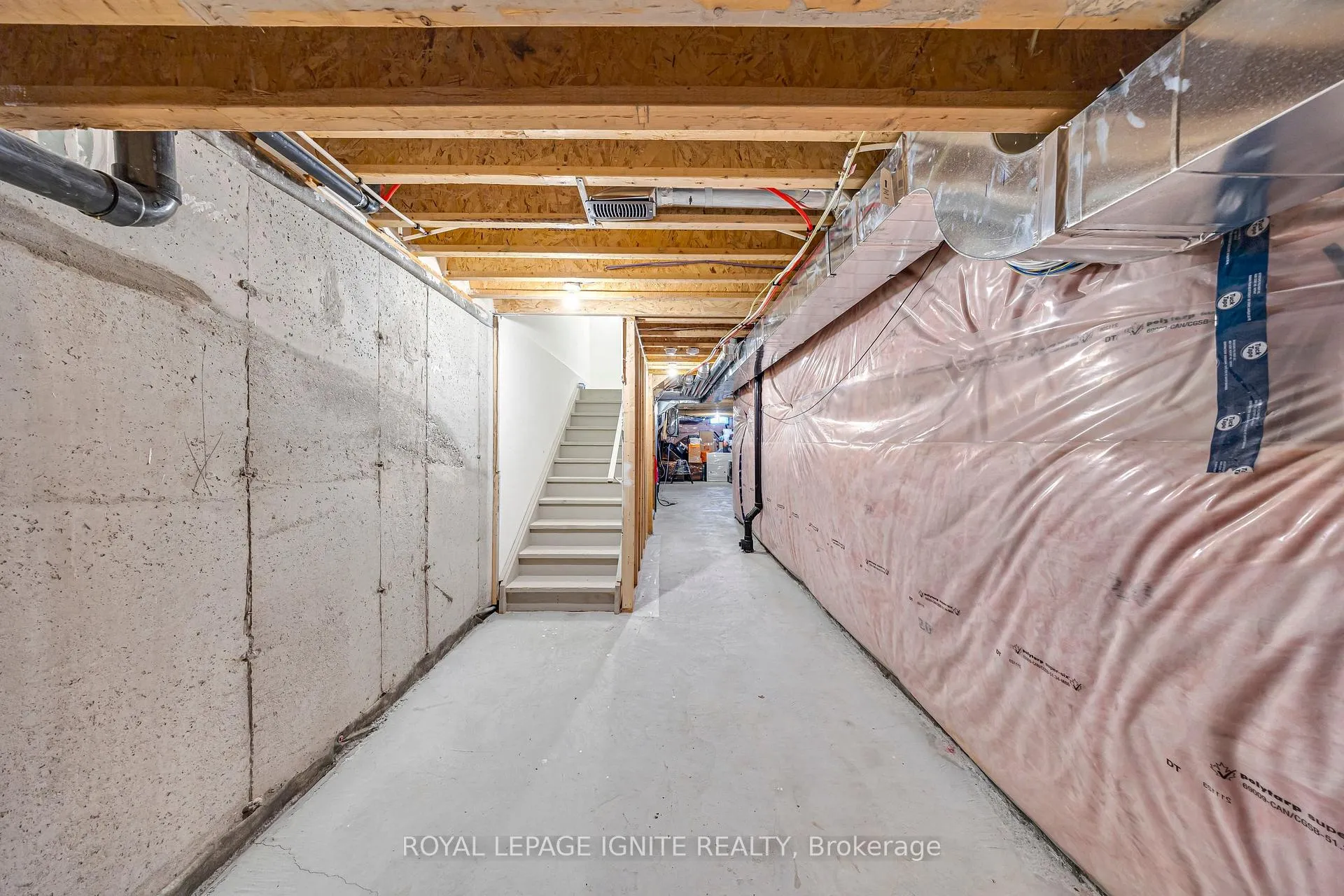Photo 35 of 1040 Skyridge Boulevard, Pickering, Rural Pickering — HOMEH