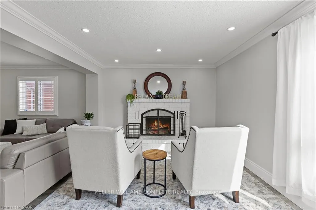 Photo 10 of 27 Barbara Court, Hamilton, Randall — HOMEH