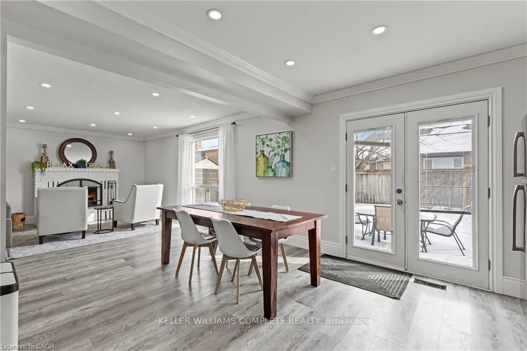 Photo 11 of 27 Barbara Court, Hamilton, Randall — HOMEH
