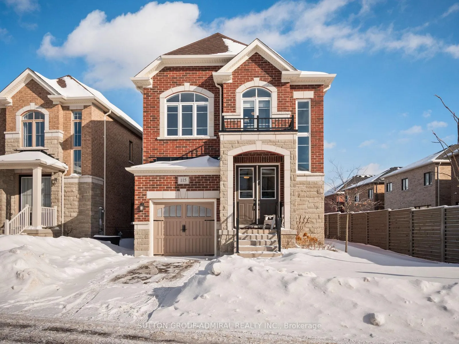 Photo 1 of 115 Pine Hill Crescent, Aurora, Aurora Estates — HOMEH