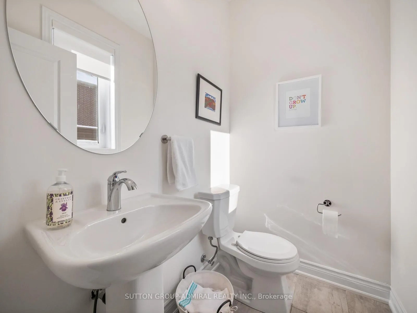 Photo 21 of 115 Pine Hill Crescent, Aurora, Aurora Estates — HOMEH