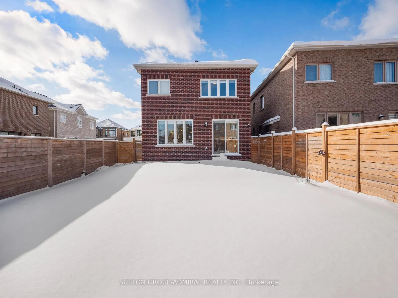 Photo 41 of 115 Pine Hill Crescent, Aurora, Aurora Estates — HOMEH