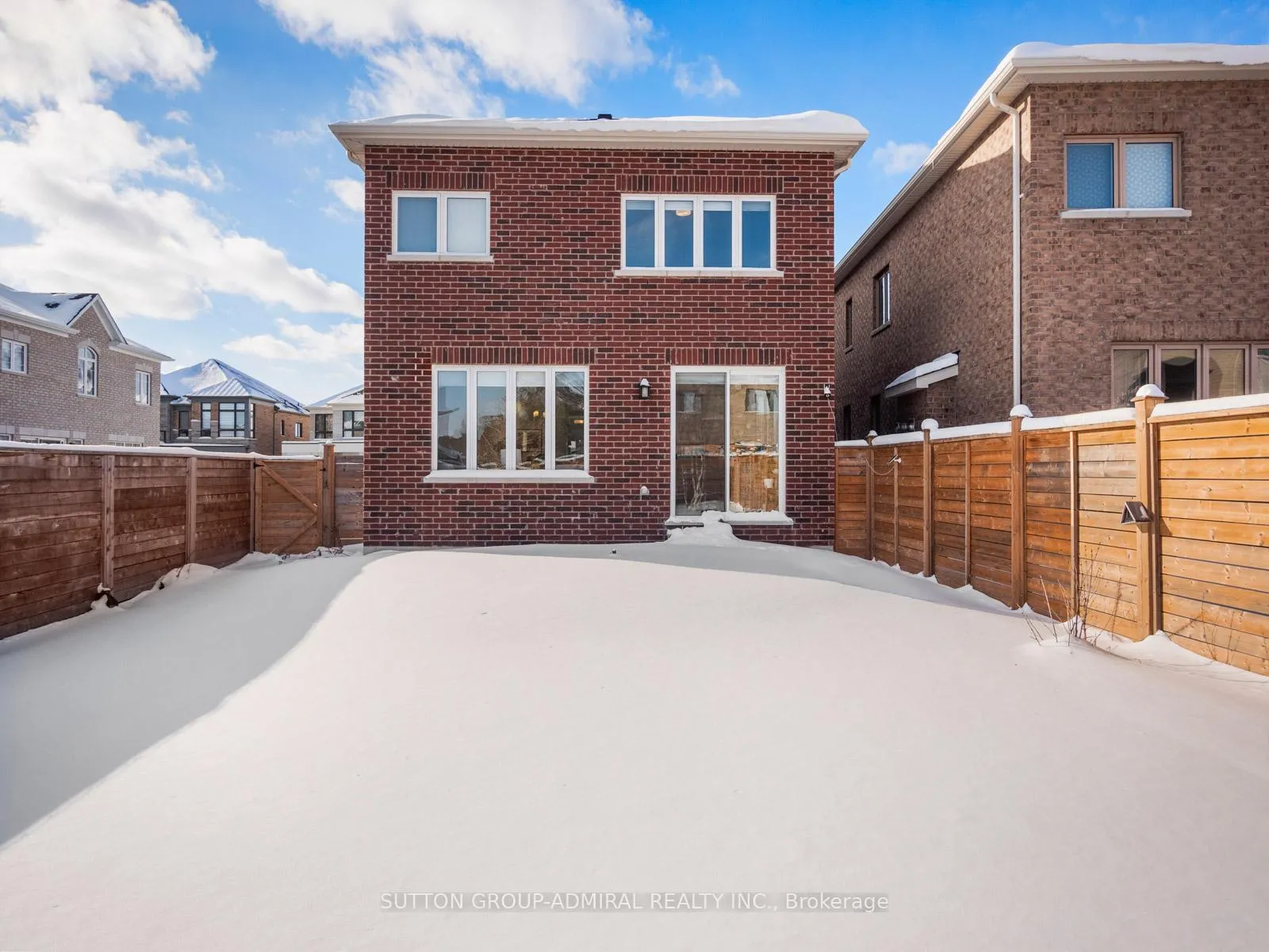 Photo 42 of 115 Pine Hill Crescent, Aurora, Aurora Estates — HOMEH